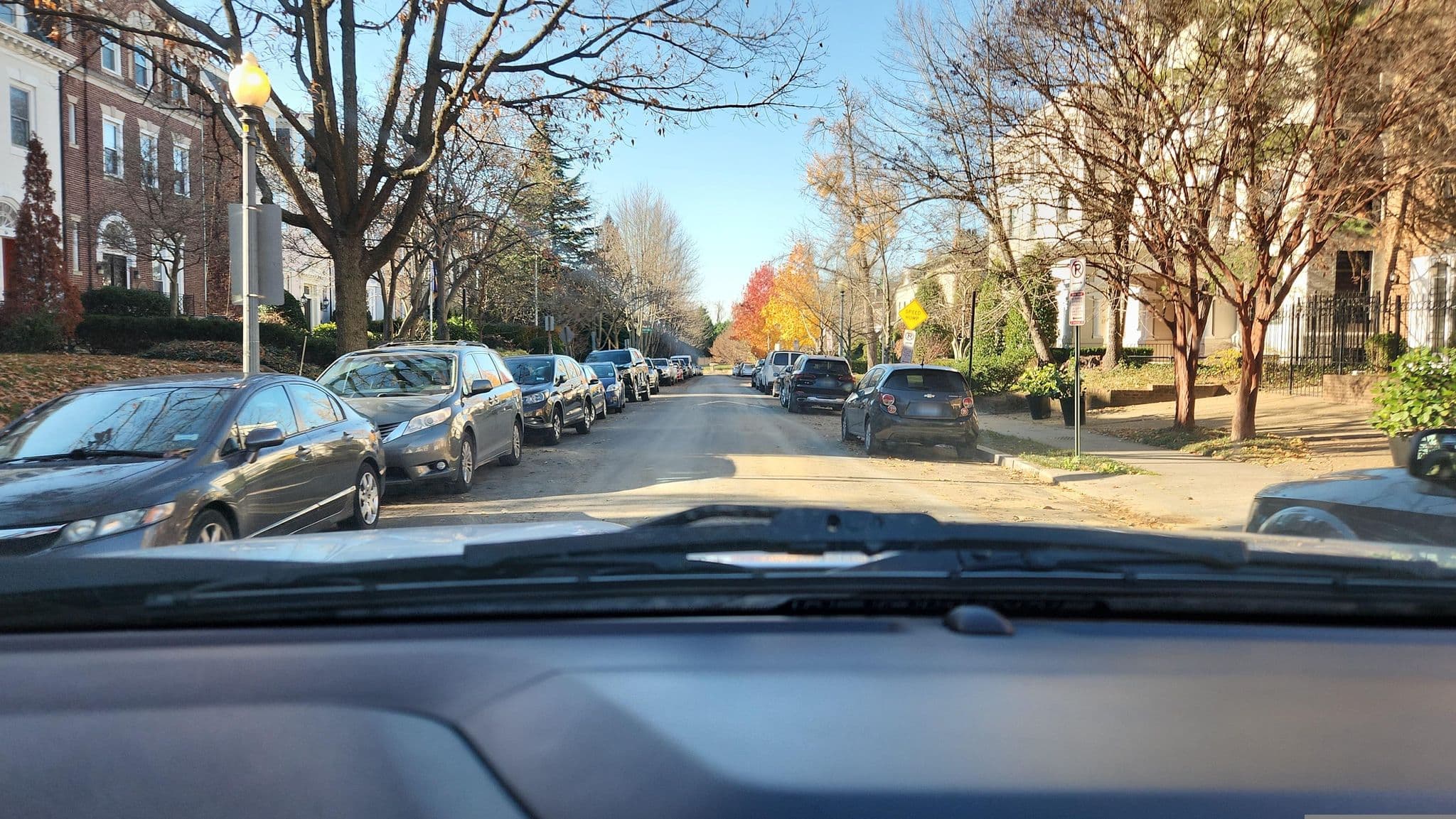 Street view near Windsor Lodge, Adams Morgan — © dcdpw_kayandaj (CC BY-SA · Mapillary)