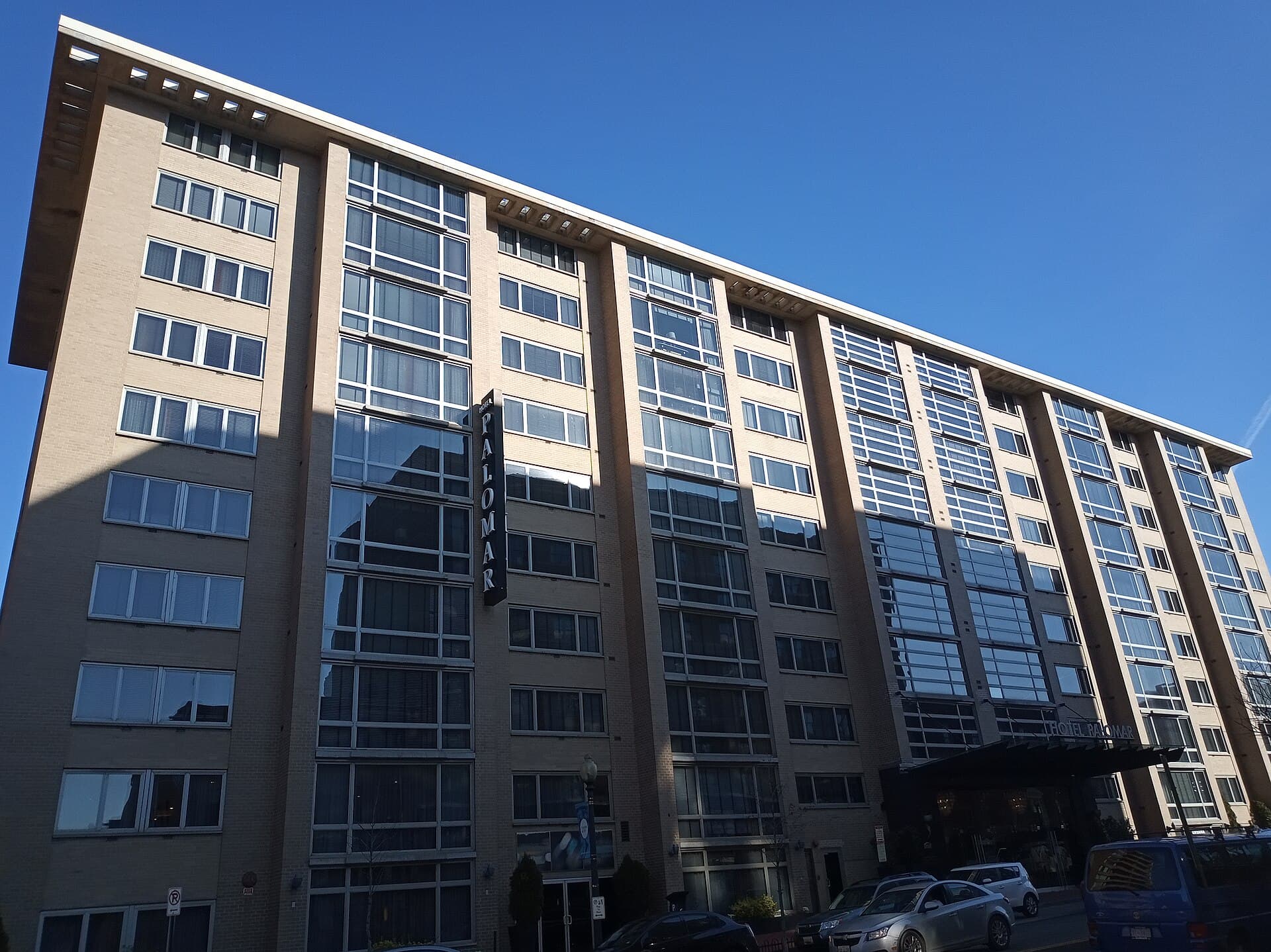The Royal Sonesta Washington DC Dupont Circle (via Wikimedia Commons, CC0)