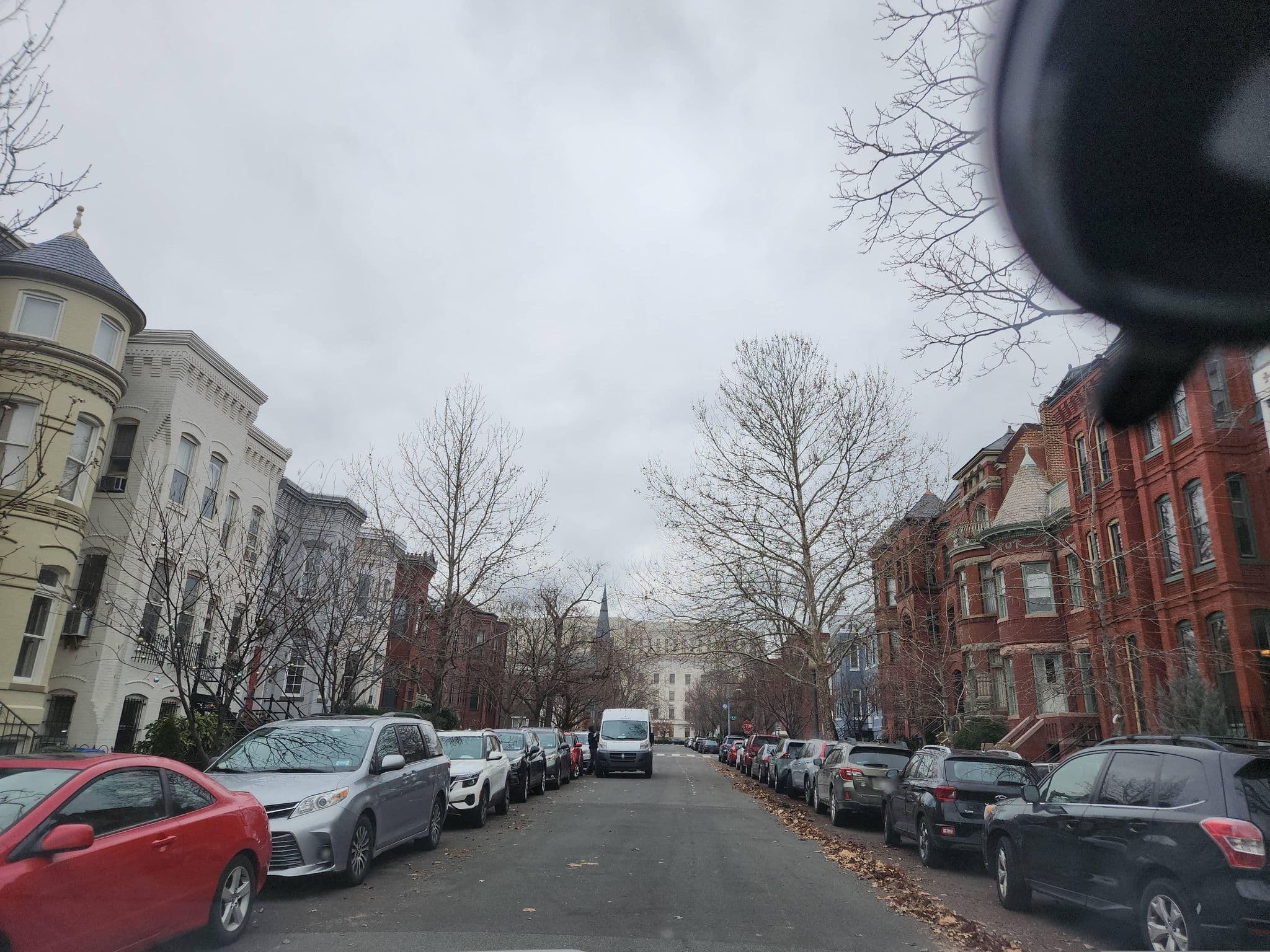 Street view near Four Seventeen Victorian Townhouse, Capitol Hill — © dcdpw_justini (CC BY-SA · Mapillary)