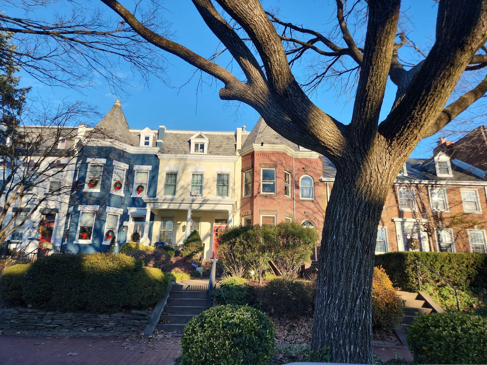 Street view near Hereford House, Barracks Row — © dcdpw_justini (CC BY-SA · Mapillary)