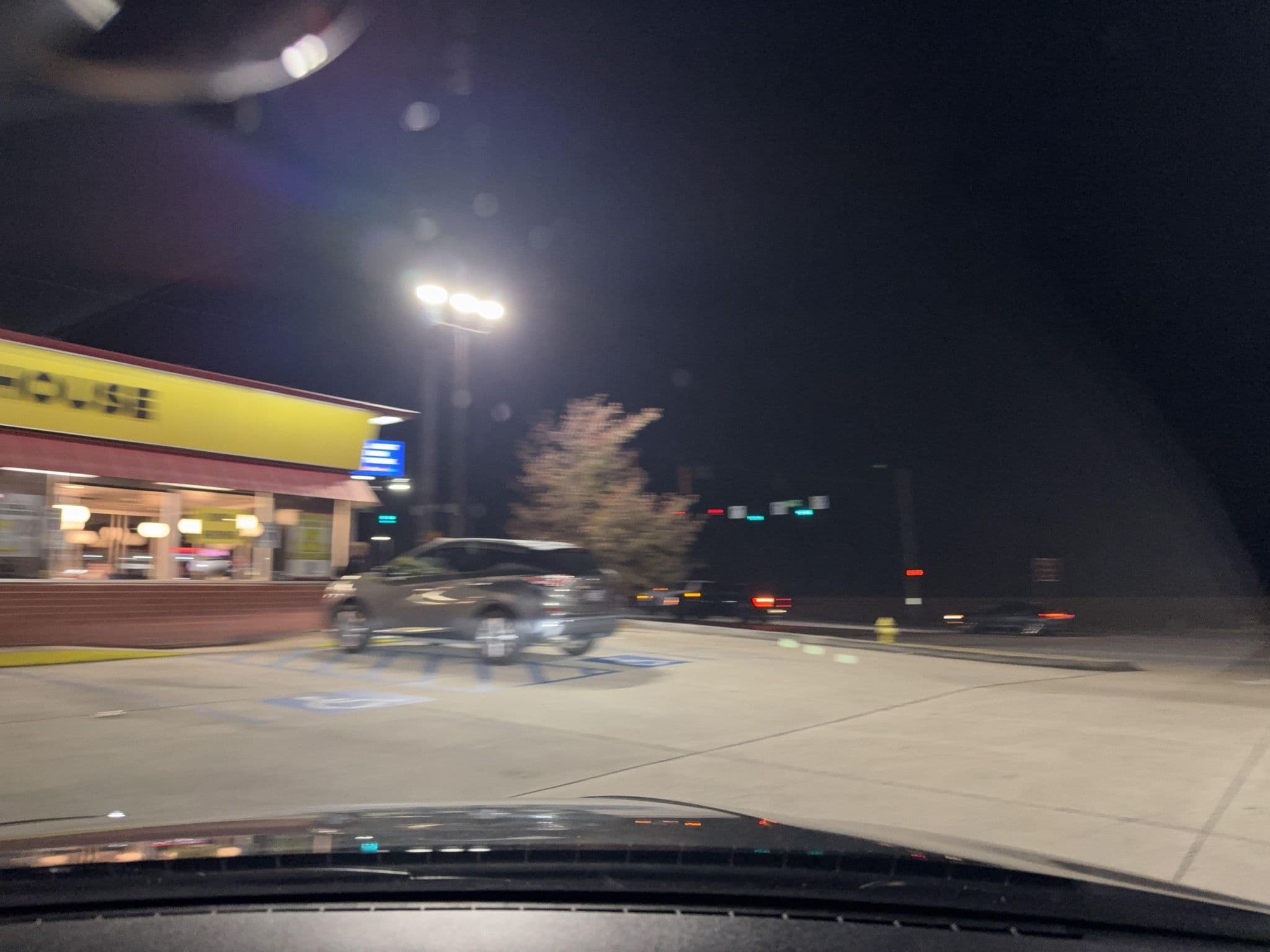 Street view near Super 8-Ooltewah, Collegedale — © jarielj (CC BY-SA · Mapillary)