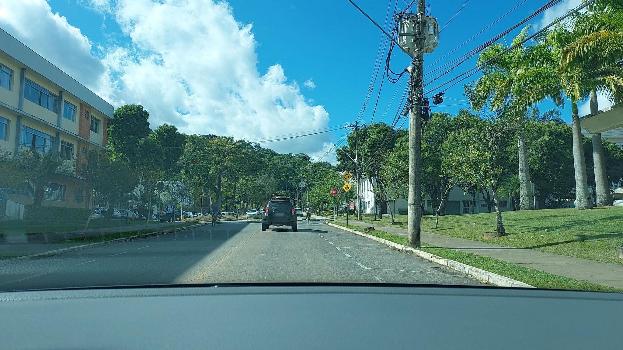 Street view near Hotel CEE, Viçosa — © afonsopsantos (CC BY-SA · Mapillary)