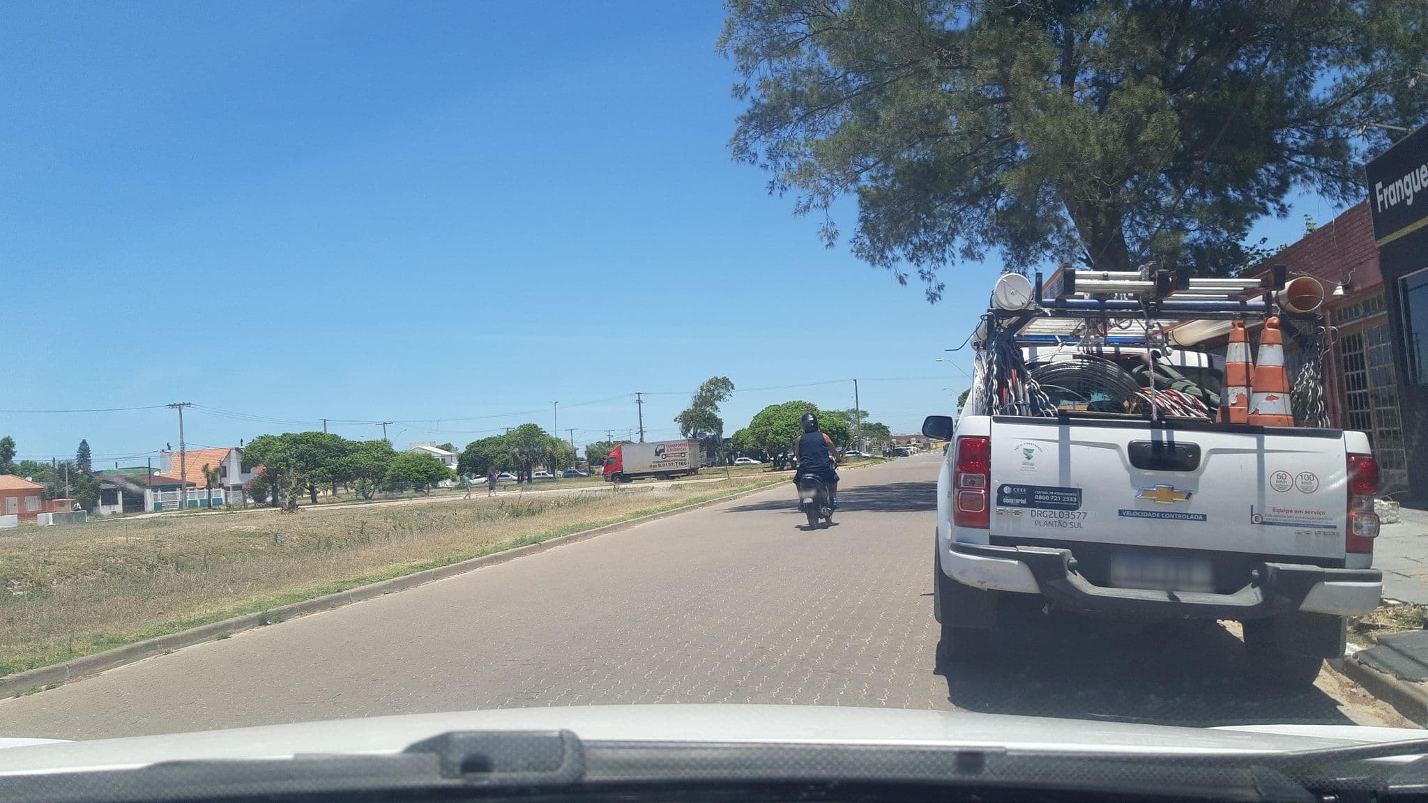 Street view near Hotel Marisol, Rio Grande — © Kaart_Local (CC BY-SA · Mapillary)