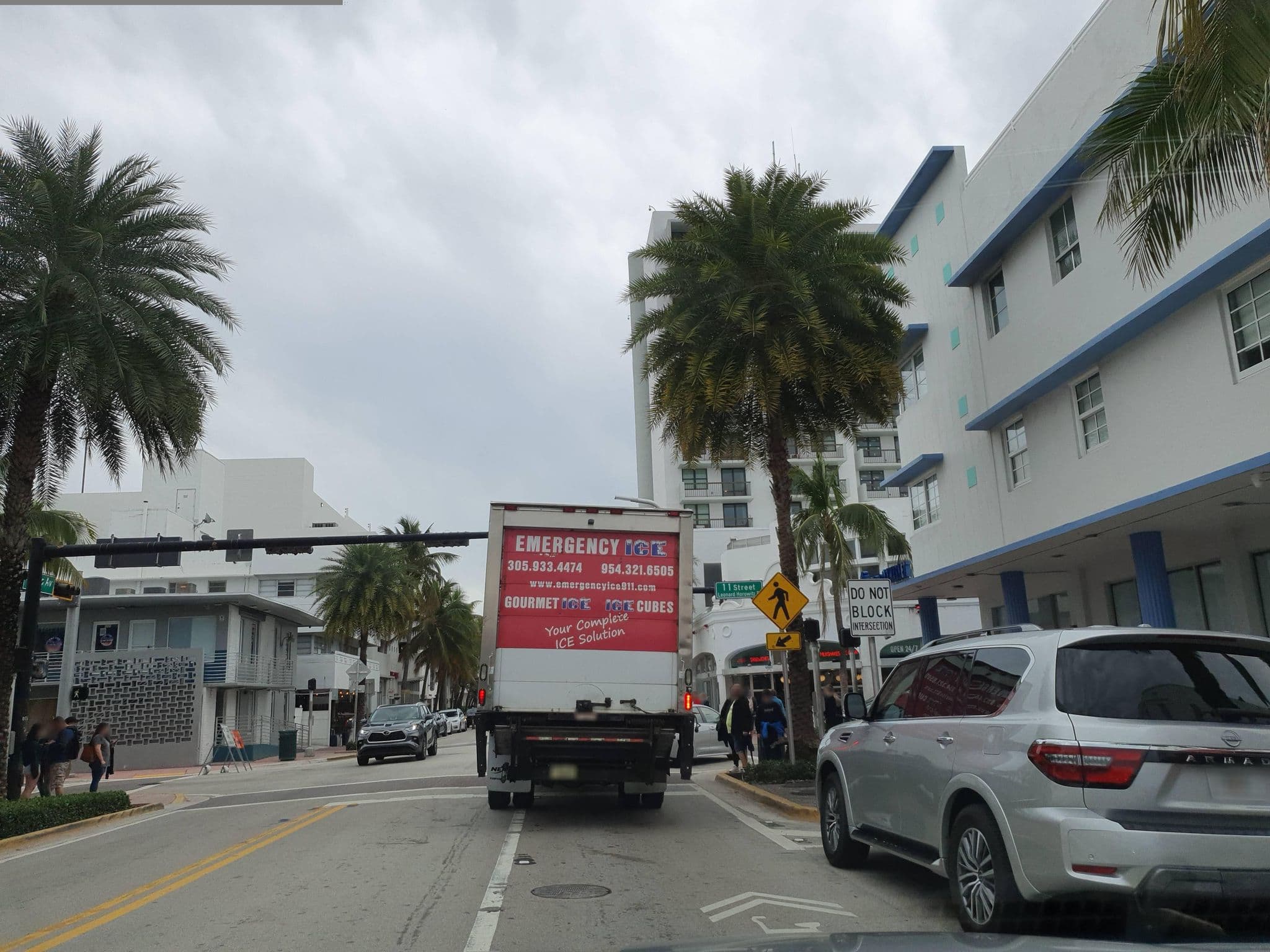 Street view near Palmer House, Miami Beach — © teddy73 (CC BY-SA · Mapillary)