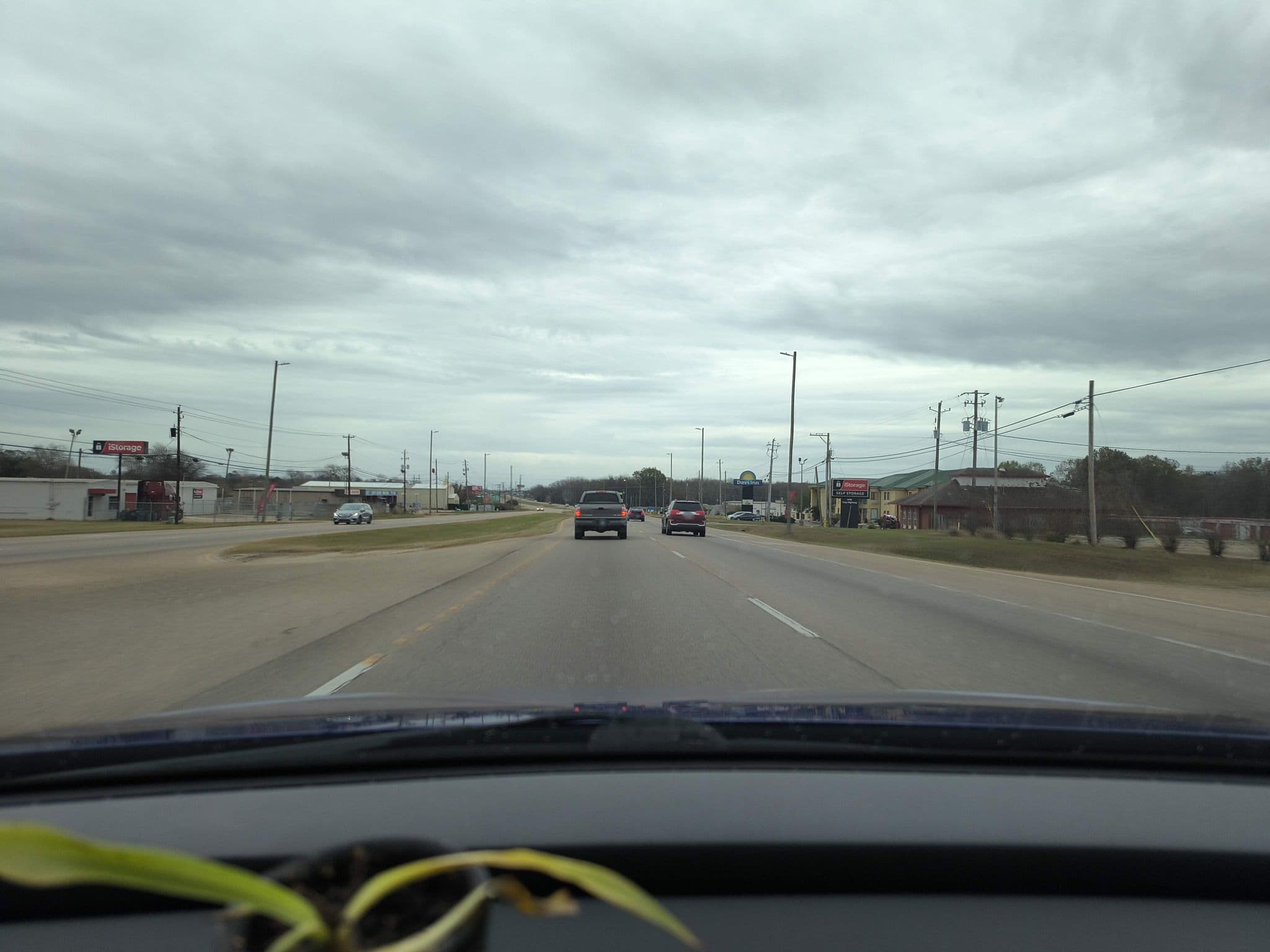 Street view near Rodeway Inn, Montgomery — © tillman06 (CC BY-SA · Mapillary)