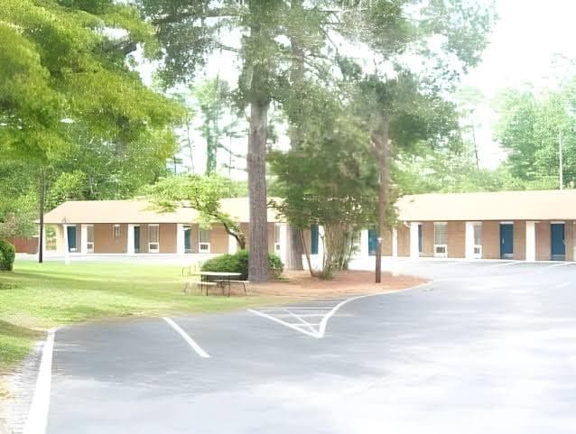 Azalea Inn & Suites, Motel in Wilmington