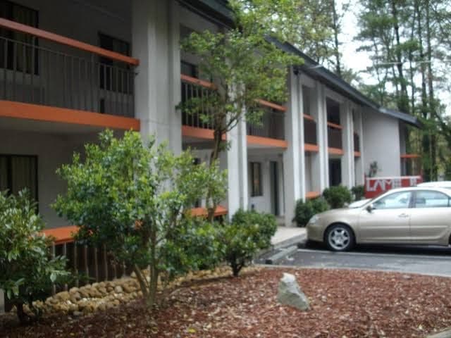 Cheshire Motor Inn, Motel in Druid Hills