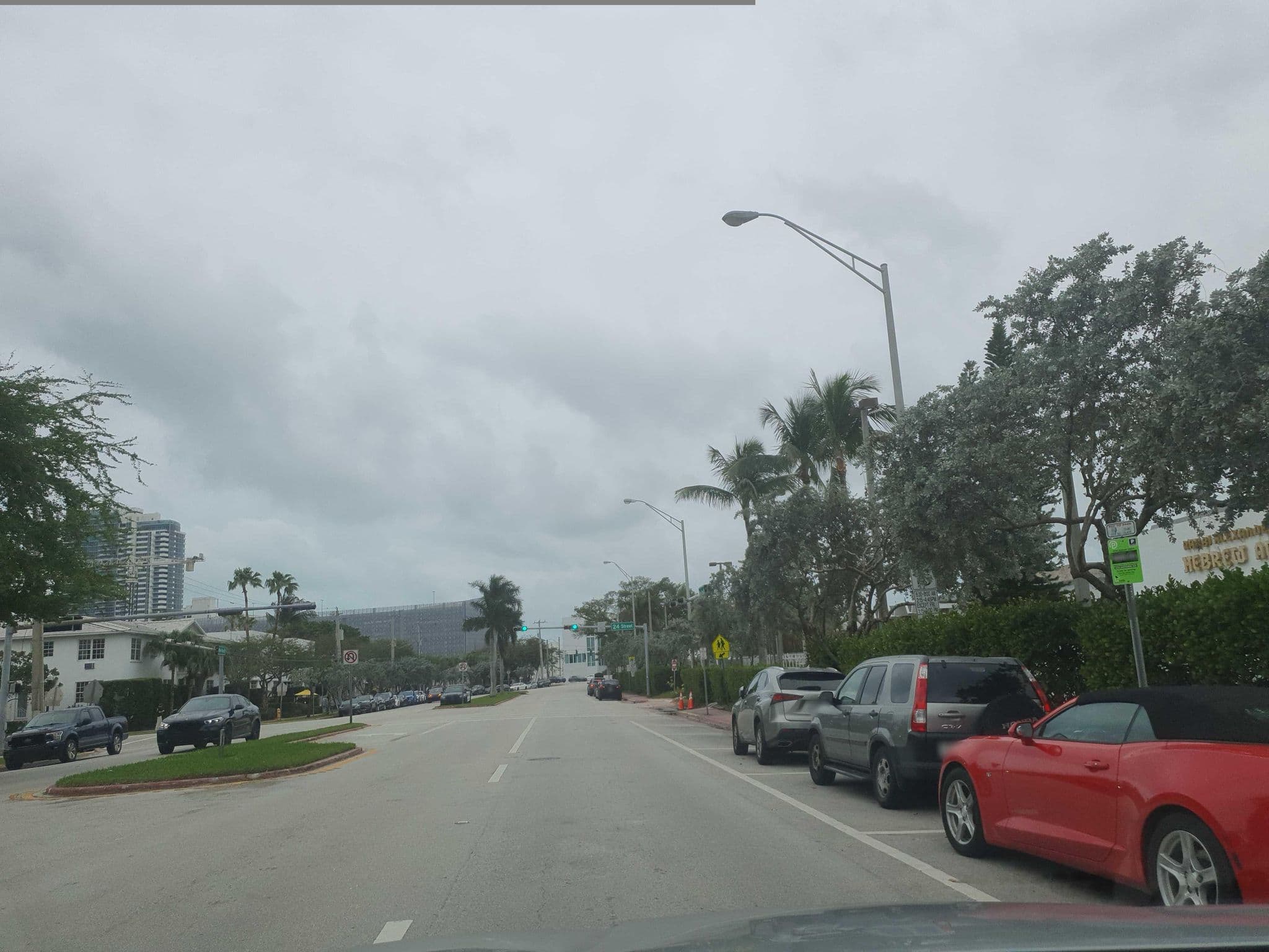 Street view near freehand, Miami Beach