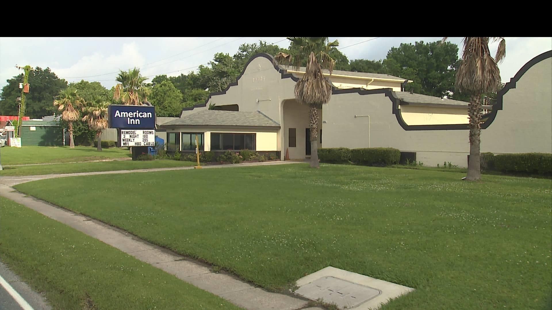 Street view near Alamo Plaza Motel, Baton Rouge — © WR2_2023 (CC BY-SA · Mapillary)