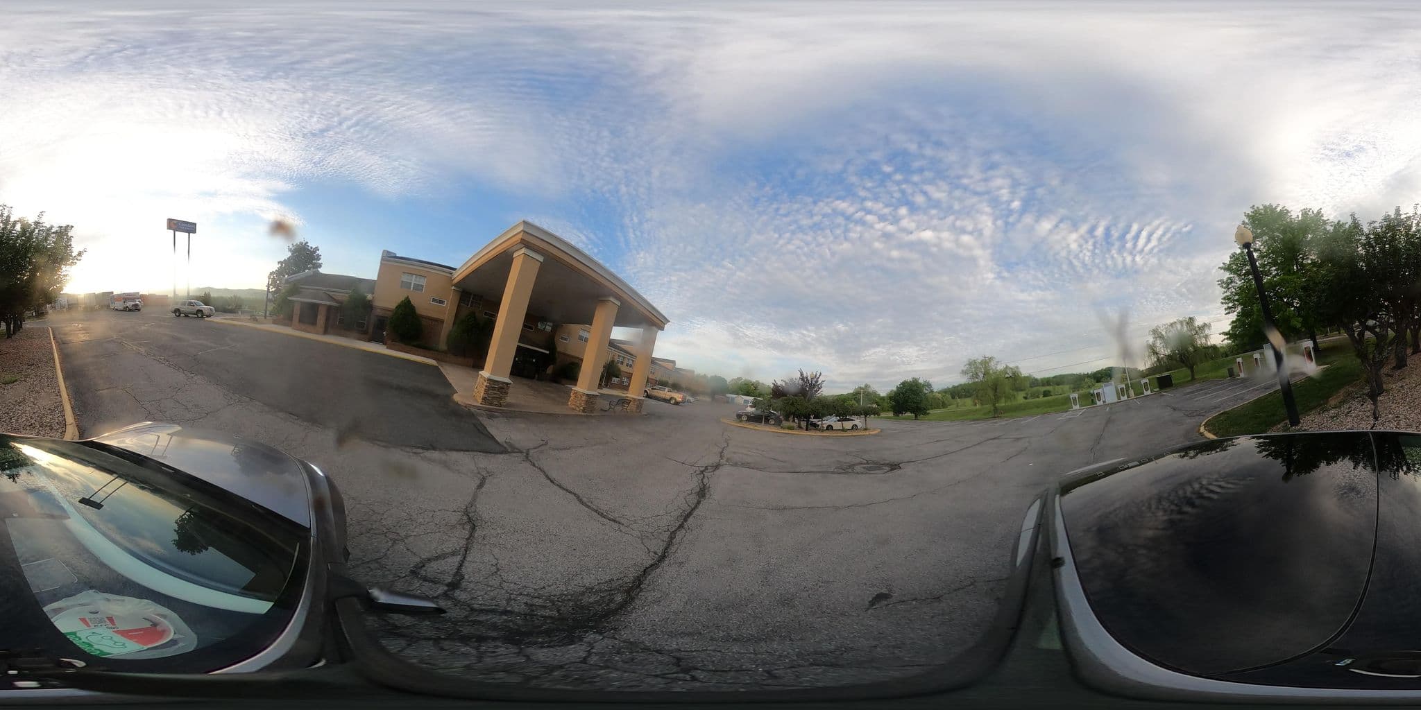 Street view near Comfort Inn & Suites, Stuarts Draft — © vorpalblade (CC BY-SA · Mapillary)