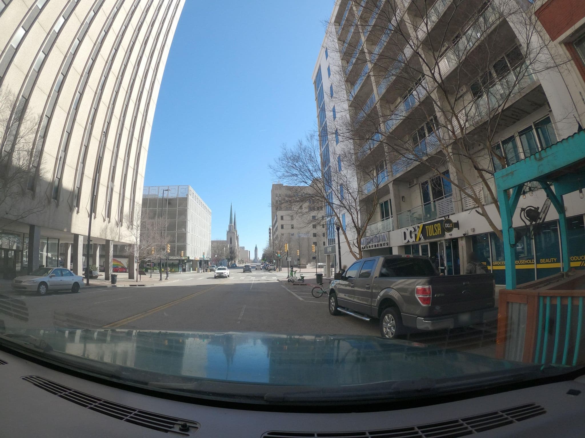Street view near Meridia, Tulsa — © baloouriza (CC BY-SA · Mapillary)