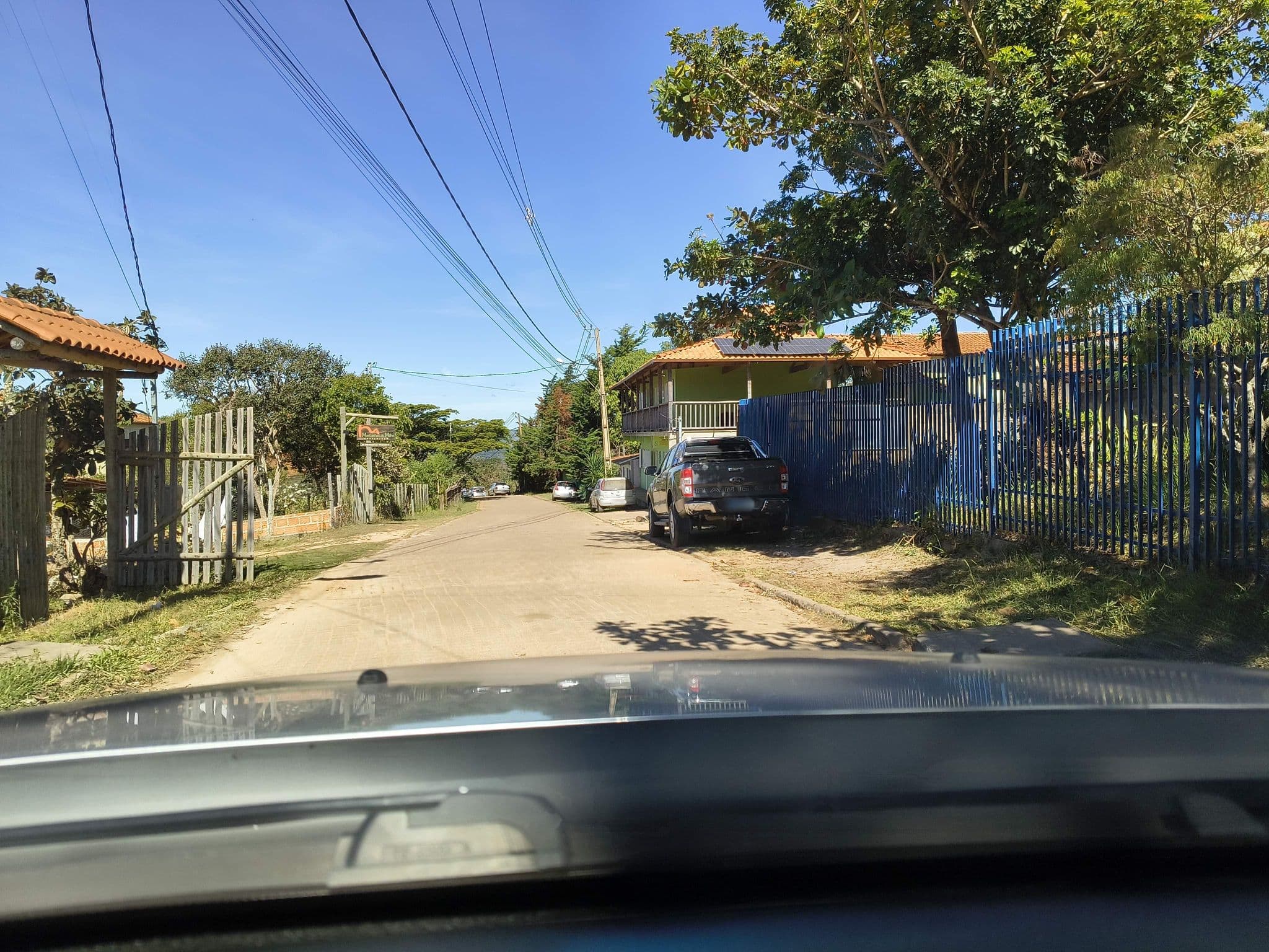Street view near Pousada e Restaurante Milho Verde, Datas — © nomondo (CC BY-SA · Mapillary)