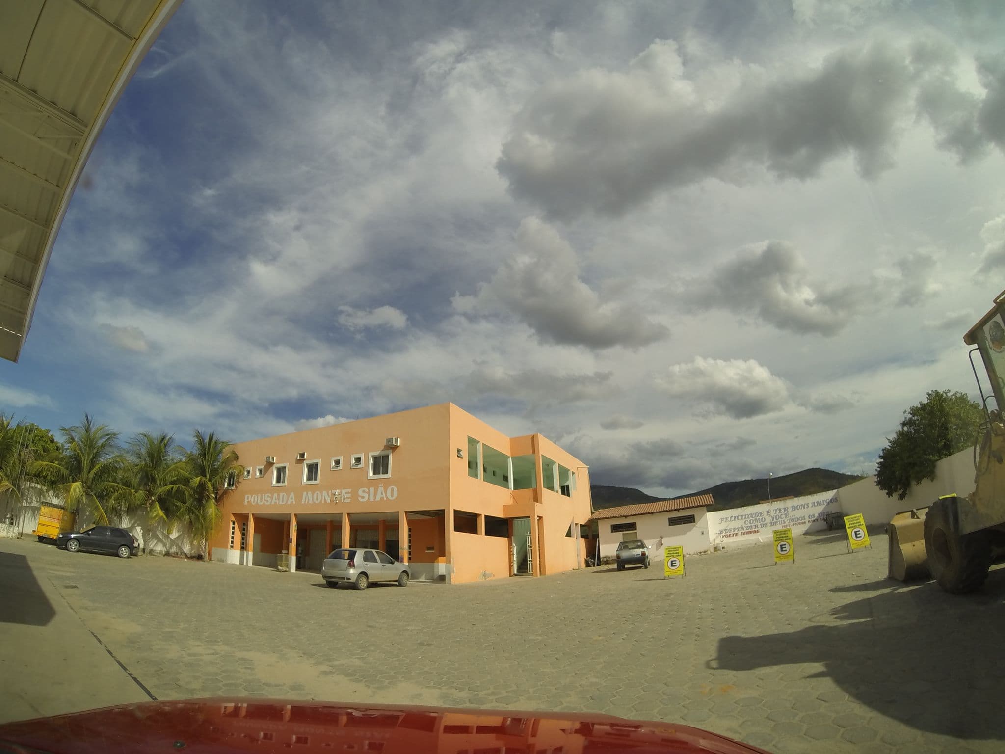 Street view near Pousada Monte Sião, Itinga — © gweber (CC BY-SA · Mapillary)