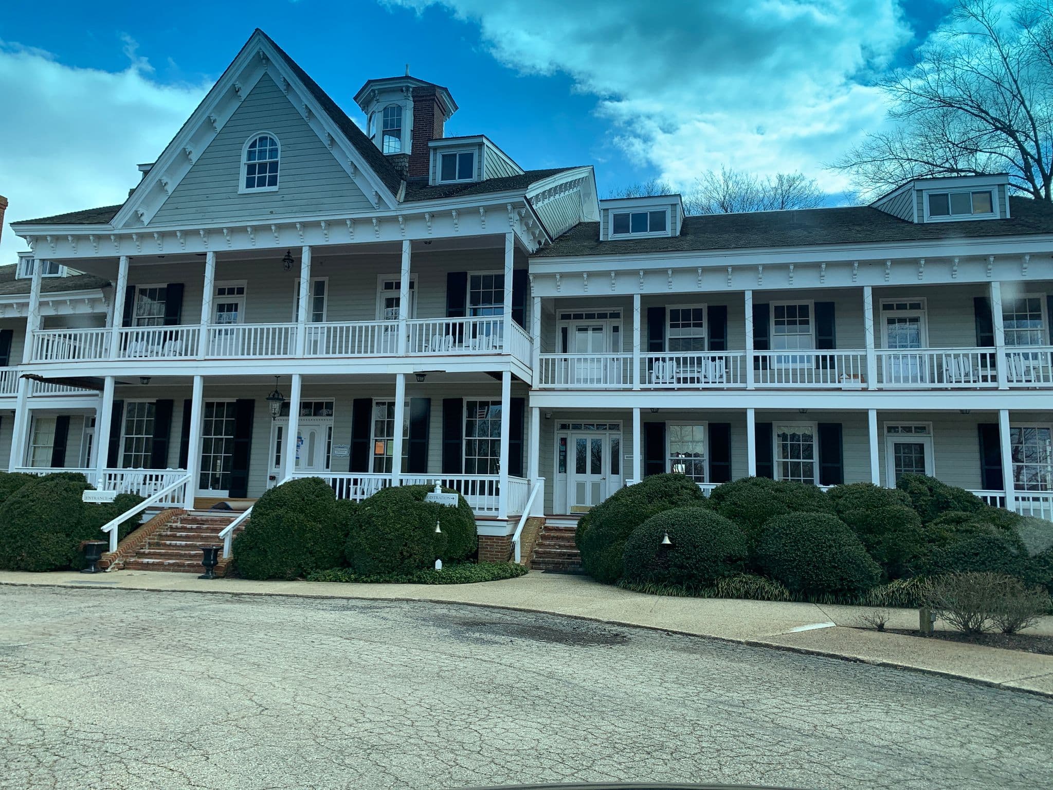 Street view near Kent Manor Inn, Stevensville — © mdroads (CC BY-SA · Mapillary)