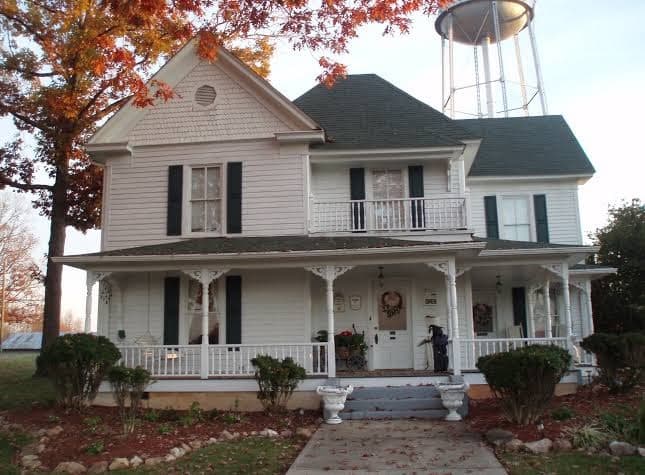 Flippin's Bed & Breakfast, Motel in Pilot Mountain