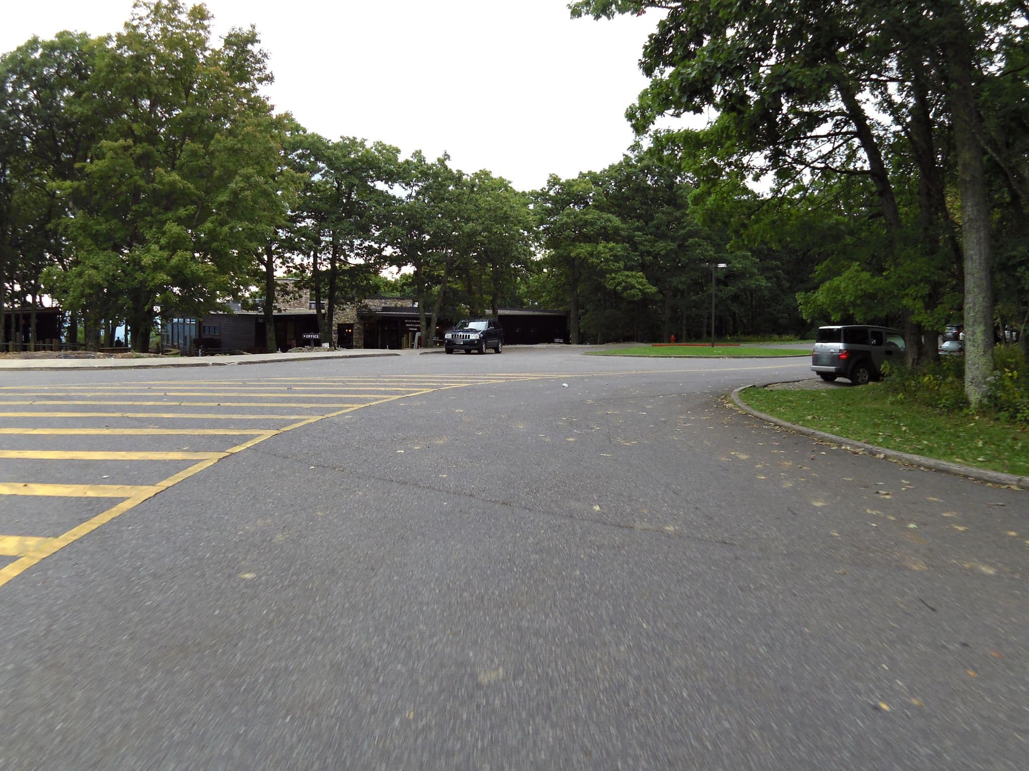 Street view near skyland, Luray — © jlevente (CC BY-SA · Mapillary)
