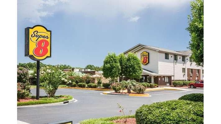 Super 8 by Wyndham Wilmington, Motel in Wilmington