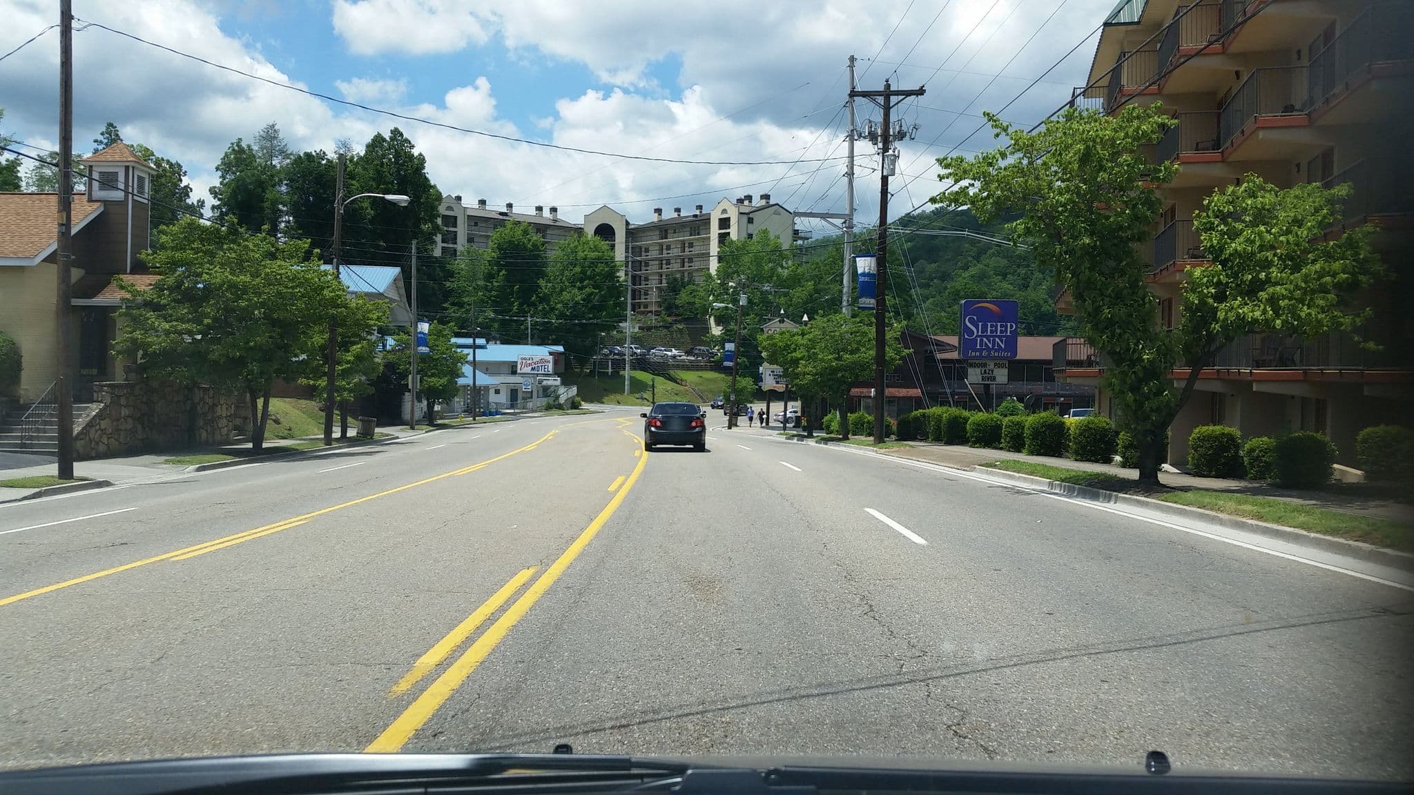 Street view near Bed Rock Inn, Gatlinburg