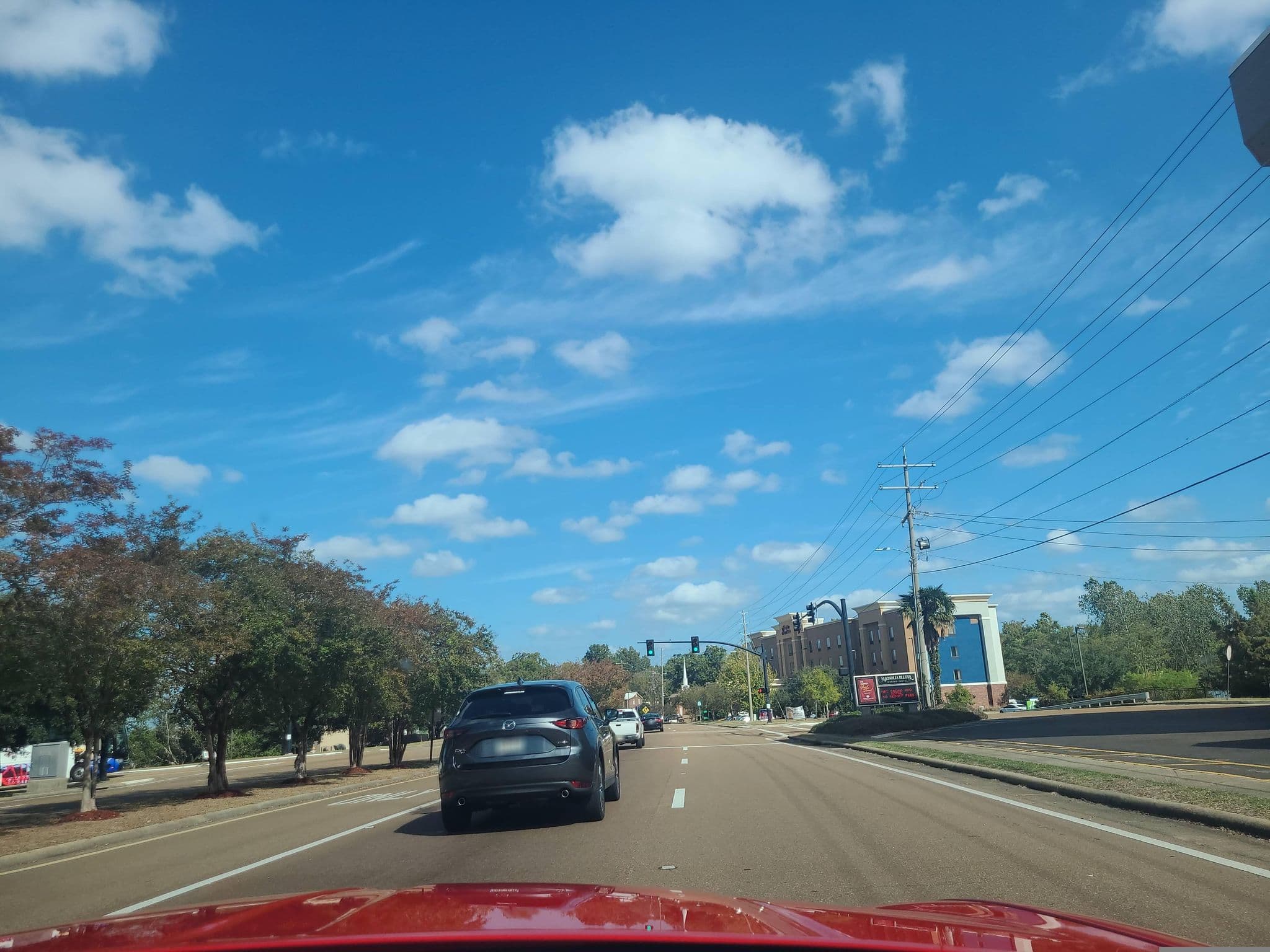 Street view near Magnolia Bluff Hotel & Casino, Natchez — © jacklehoullier (CC BY-SA · Mapillary)