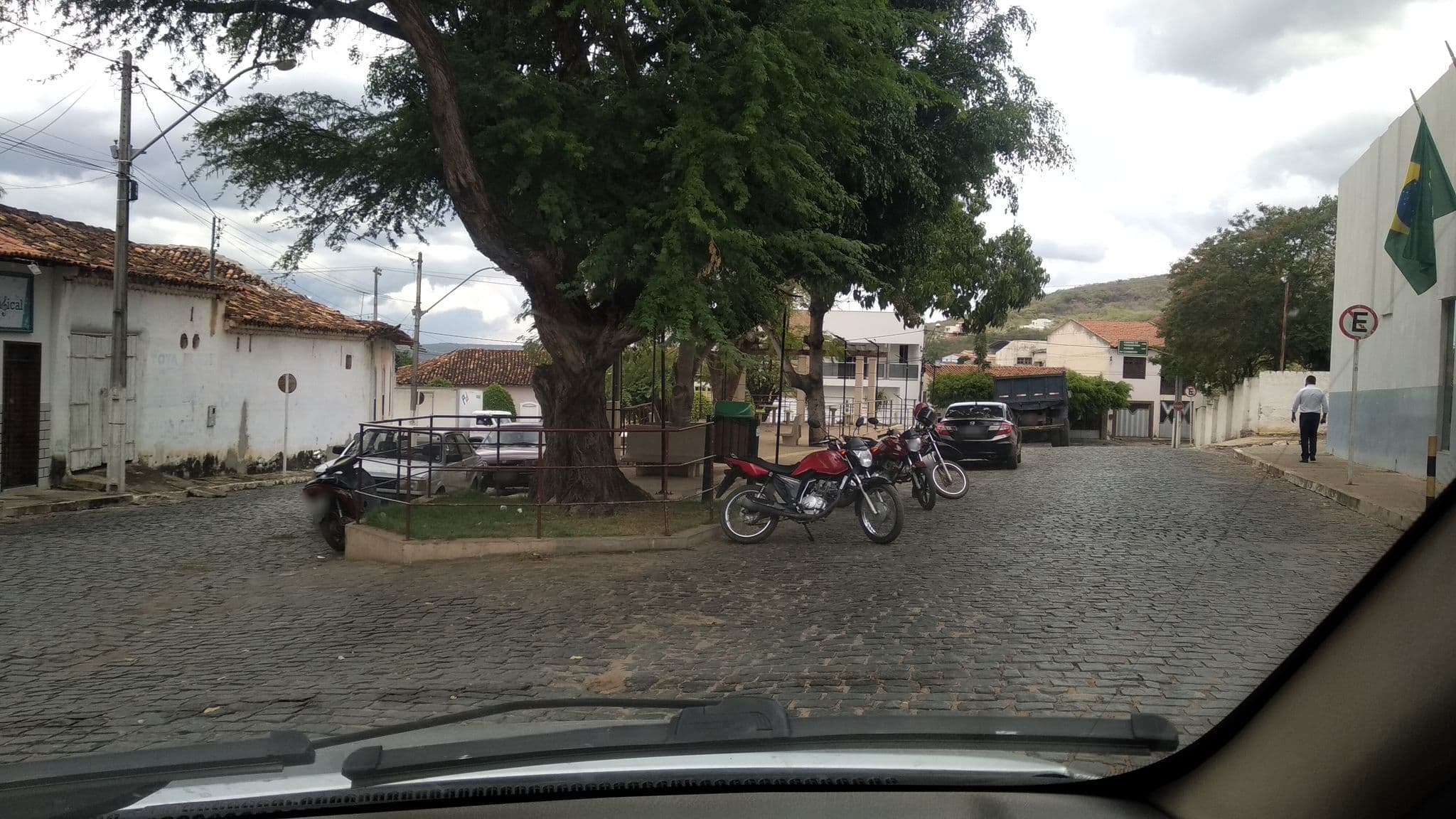 Street view near Hotel Vila Nova do Principe, Caetité — © lex_martins (CC BY-SA · Mapillary)