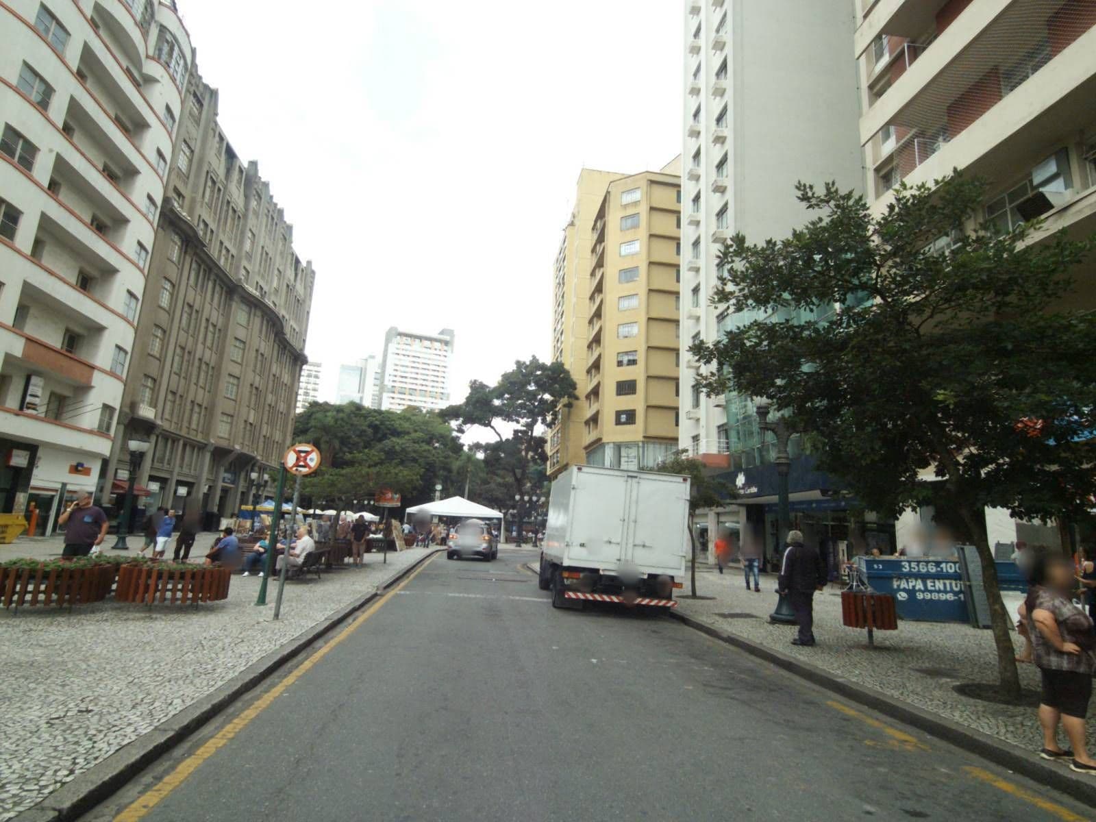 Street view near Slaviero Slim, Curitiba — © projevias (CC BY-SA · Mapillary)