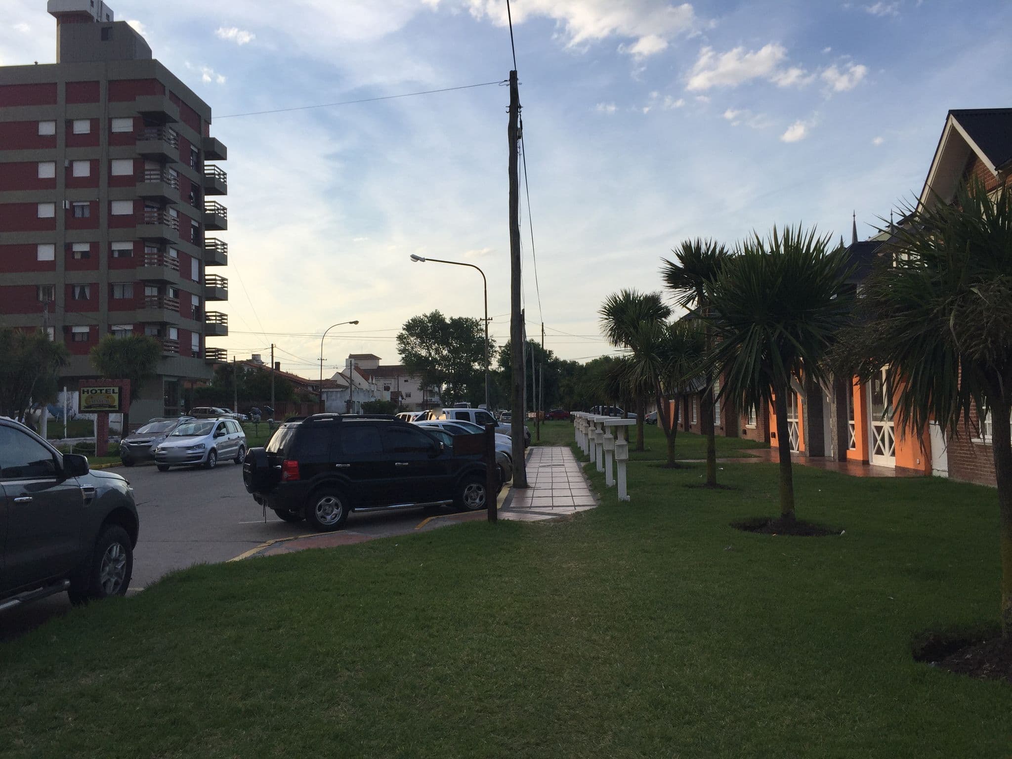 Street view near Hotel Marina, Miramar — © nicolas17 (CC BY-SA · Mapillary)