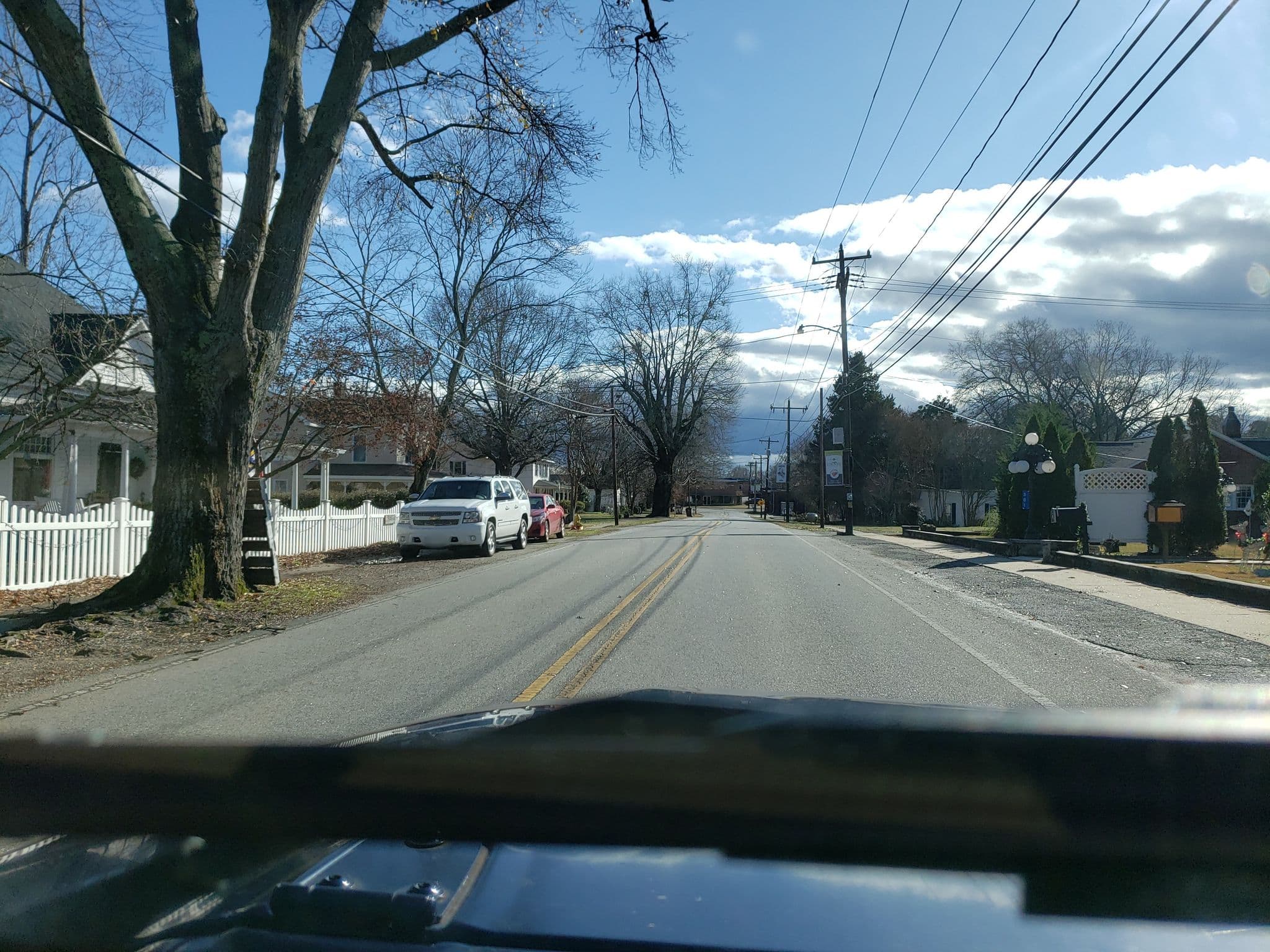 Street view near The Inn of the Patriots, Kings Mountain — © evilonod (CC BY-SA · Mapillary)