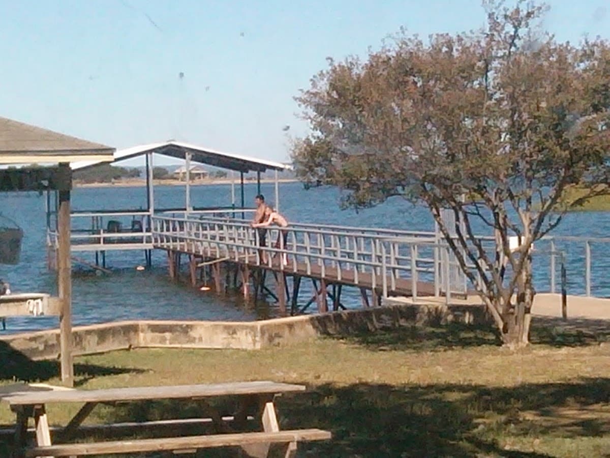 Edgewater, Campsite in Buchanan Dam
