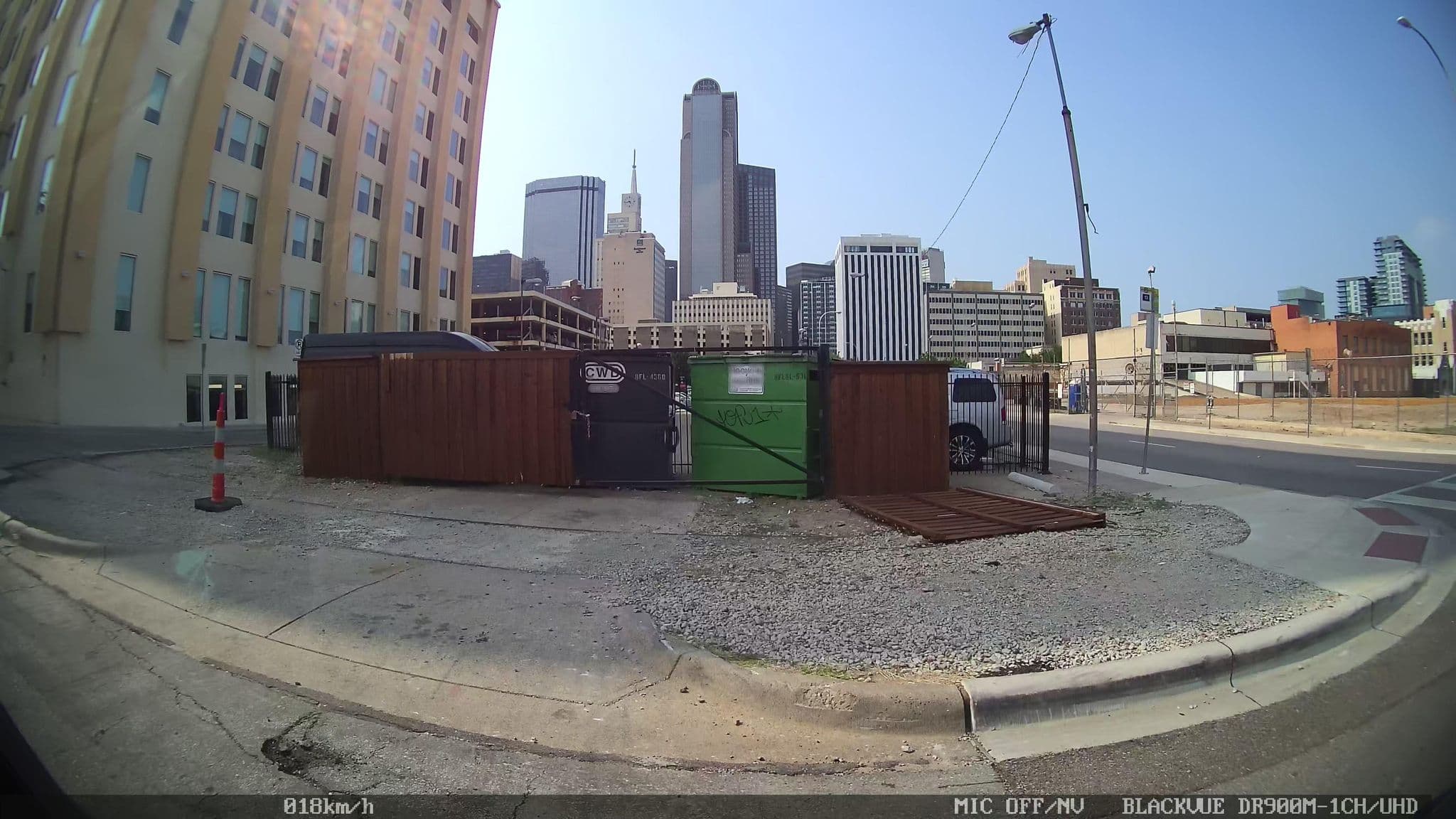 Street view near TownePlace Suites, Dallas — © kaart_2 (CC BY-SA · Mapillary)