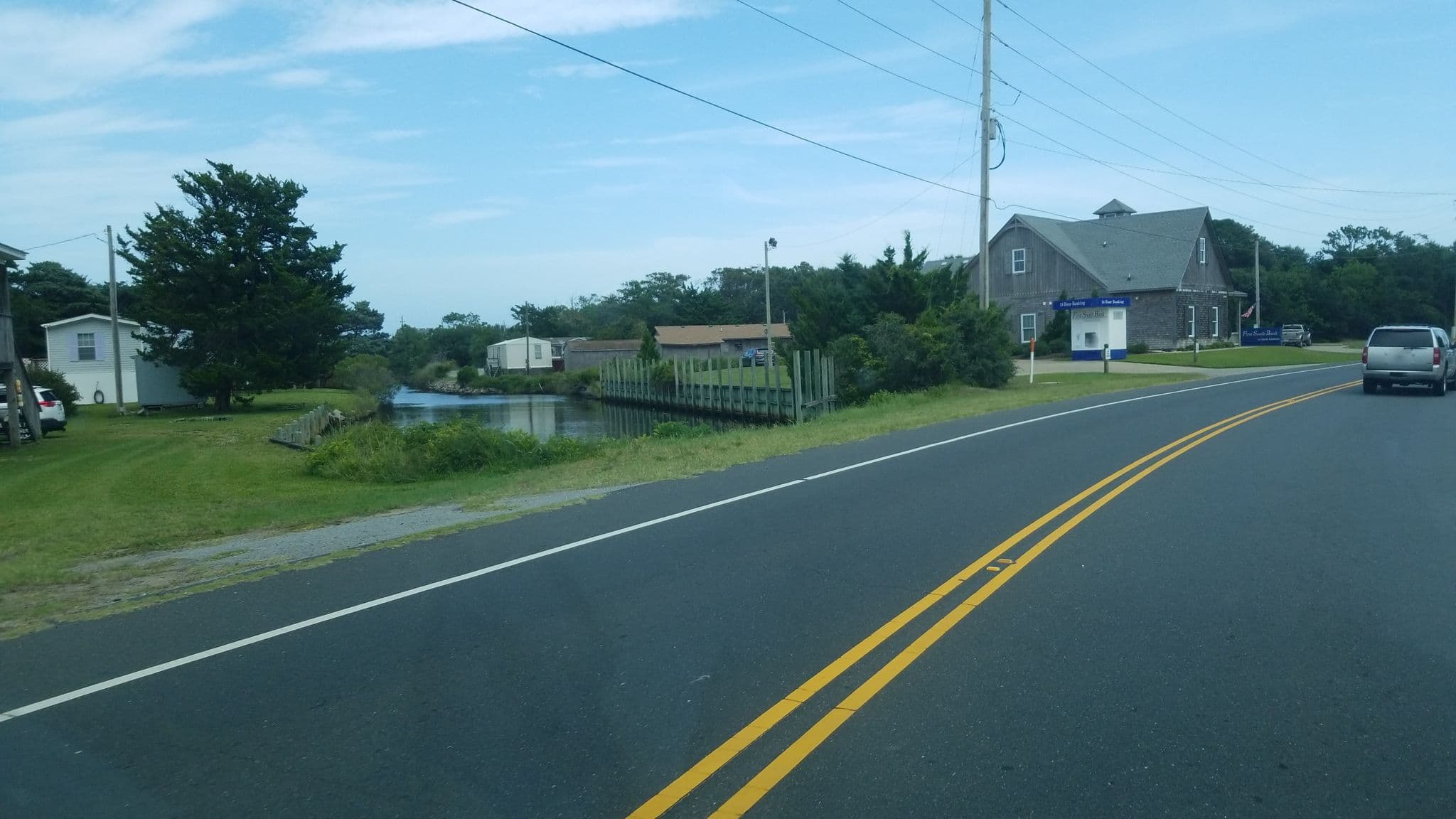 Street view near G4, Wanchese — © jbthemilker (CC BY-SA · Mapillary)