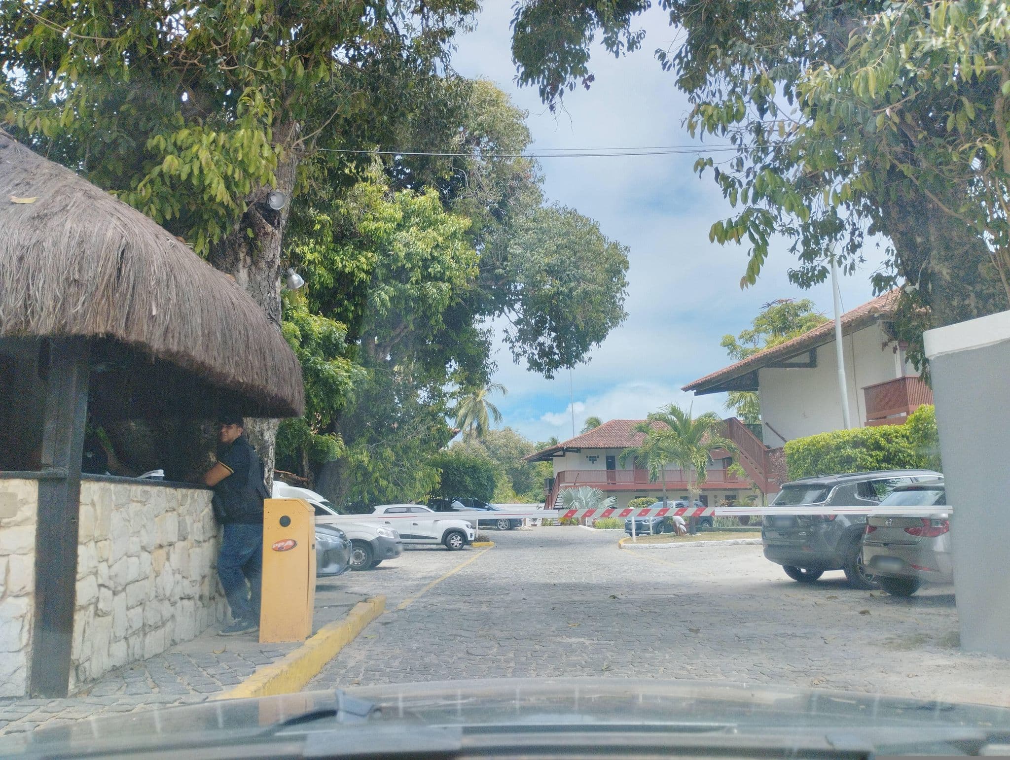 Street view near Amoaras Resort, Igarassu — © raphaelmirc (CC BY-SA · Mapillary)