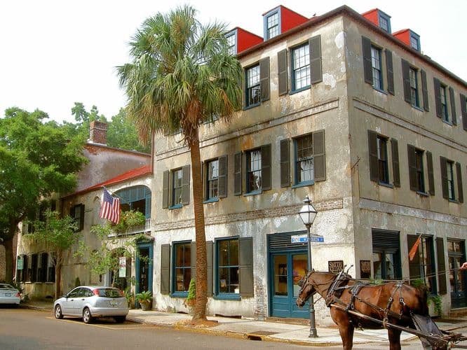 27 State, Guesthouse in Charleston