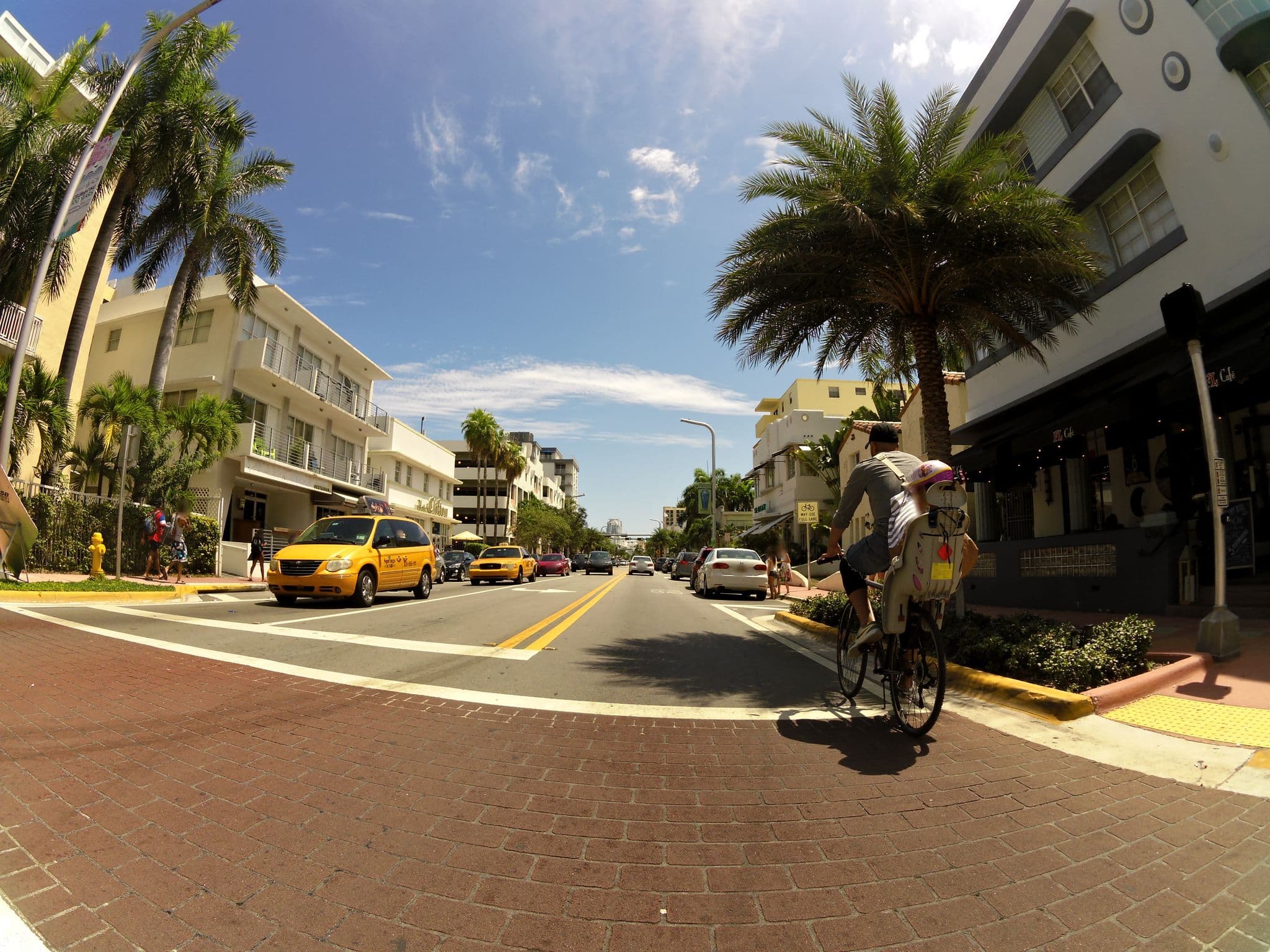 Street view near Donatella Boutique Hotel, Miami Beach