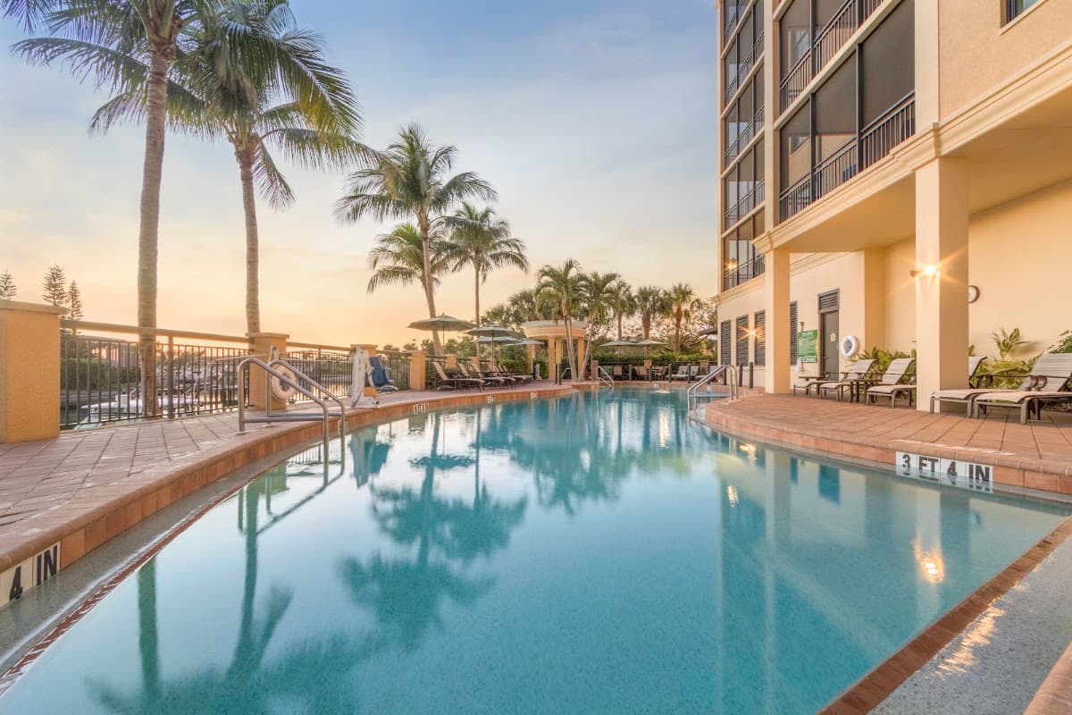Holiday Inn Club Vacations Sunset Cove Resort, Hotel in Marco Island