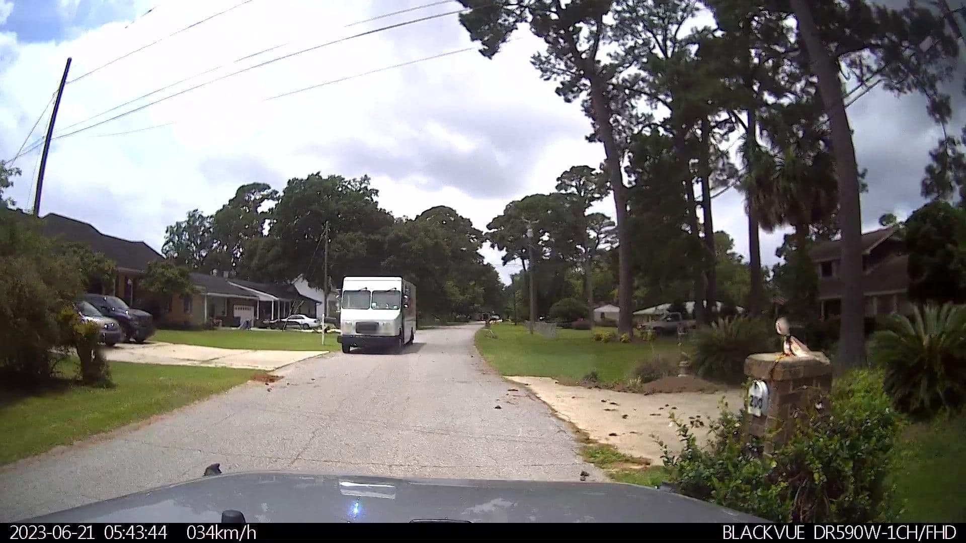Street view near STVR - 200 East Point Drive, Wilmington Island — © davegis (CC BY-SA · Mapillary)