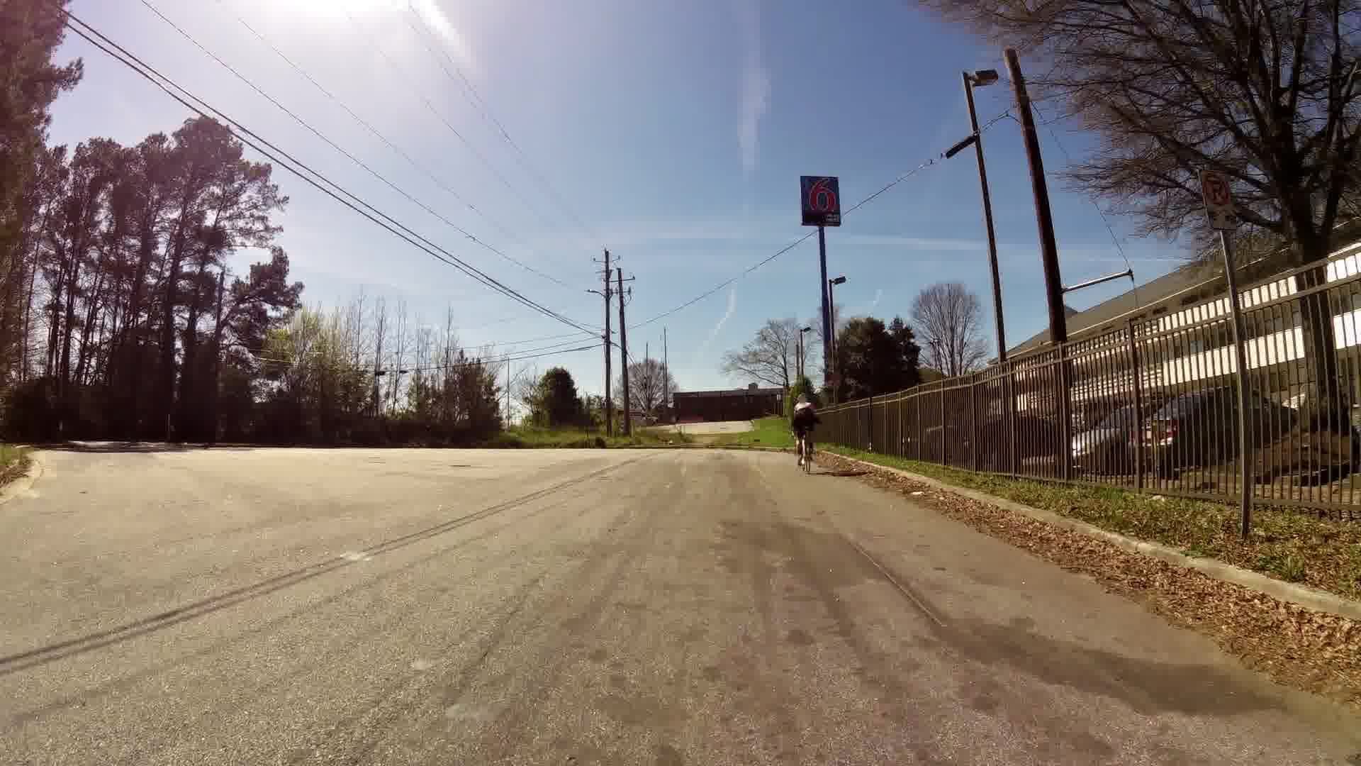 Street view near Motel 6, Clarkston — © durkie (CC BY-SA · Mapillary)