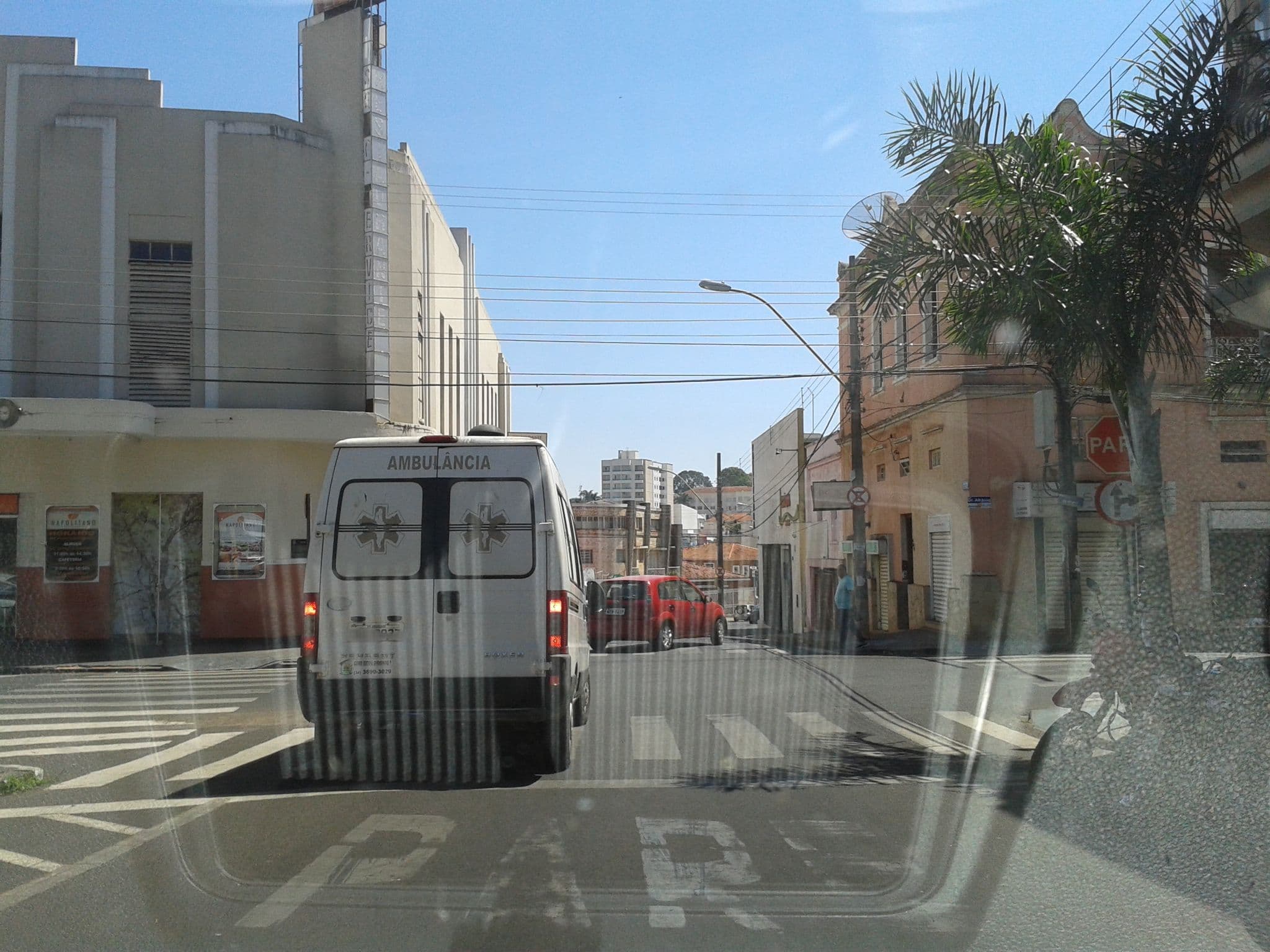 Street view near Palace Hotel, Araguari — © marcos_medeiros (CC BY-SA · Mapillary)