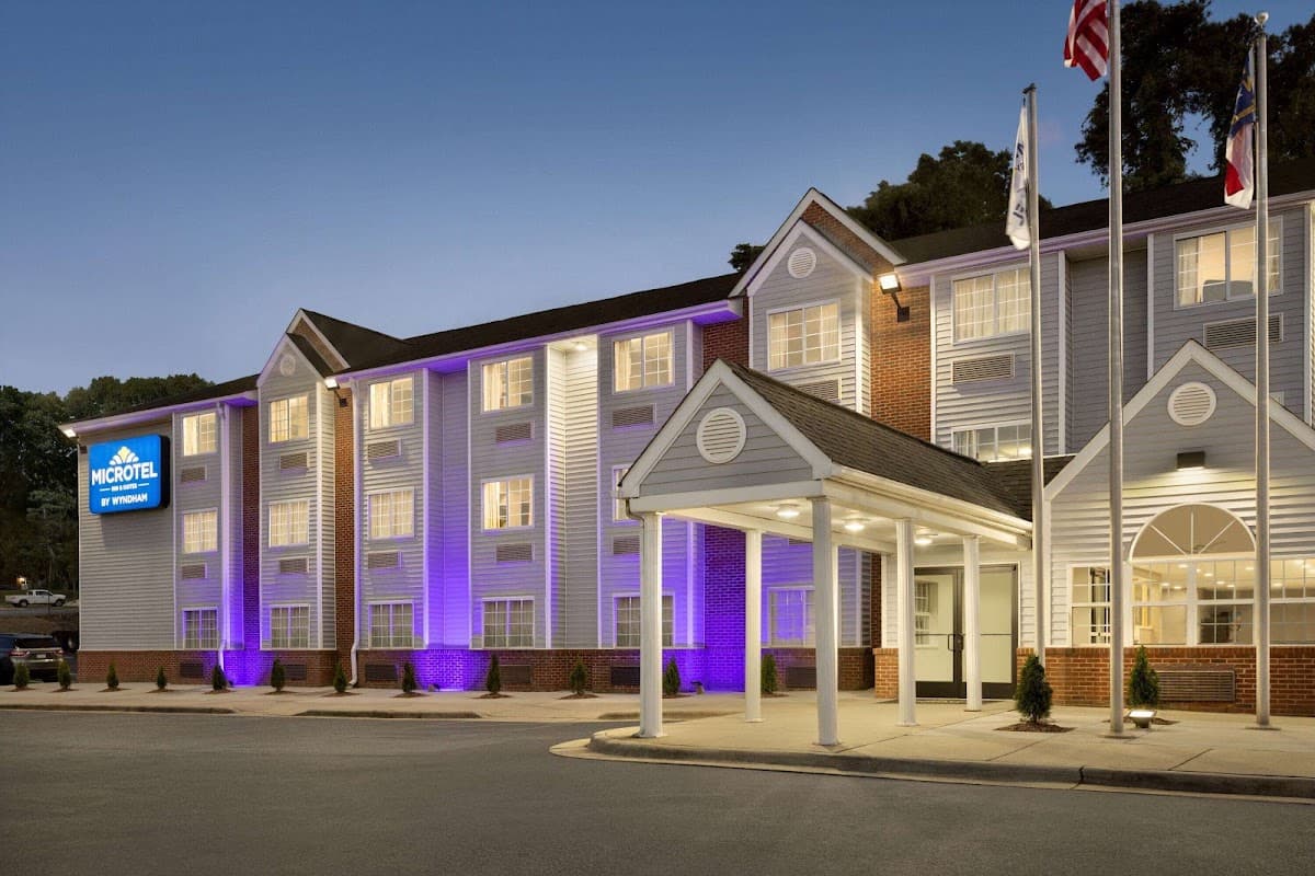 Microtel Inn & Suites by Wyndham Raleigh, Hotel in Raleigh