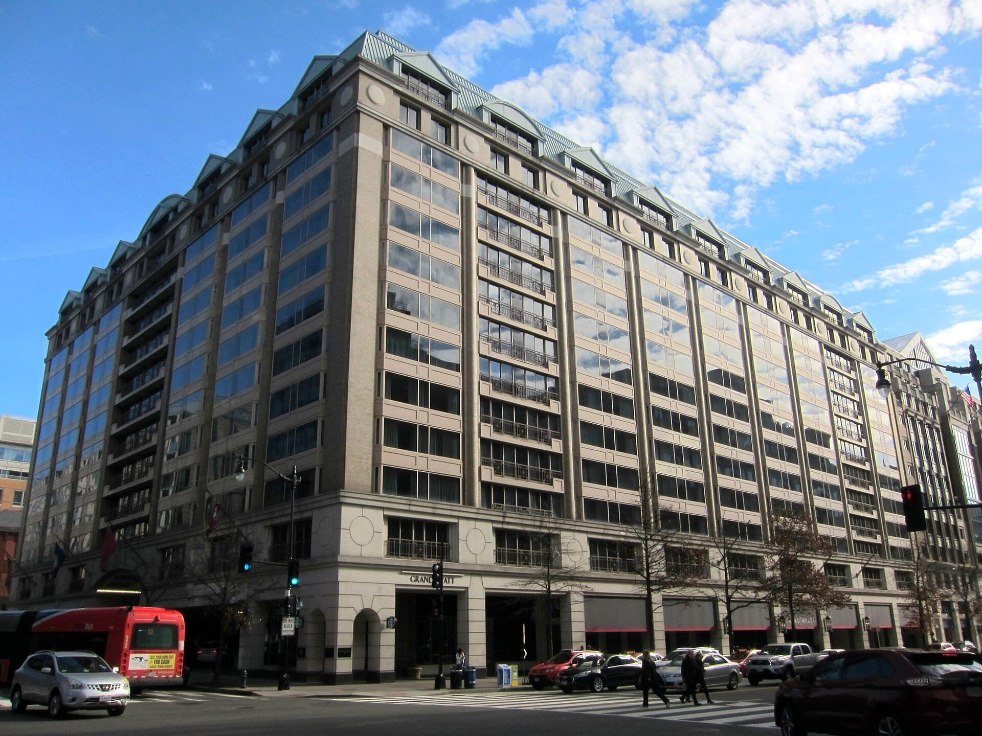 Grand Hyatt Washington (via Wikimedia Commons, CC BY-SA 4.0)