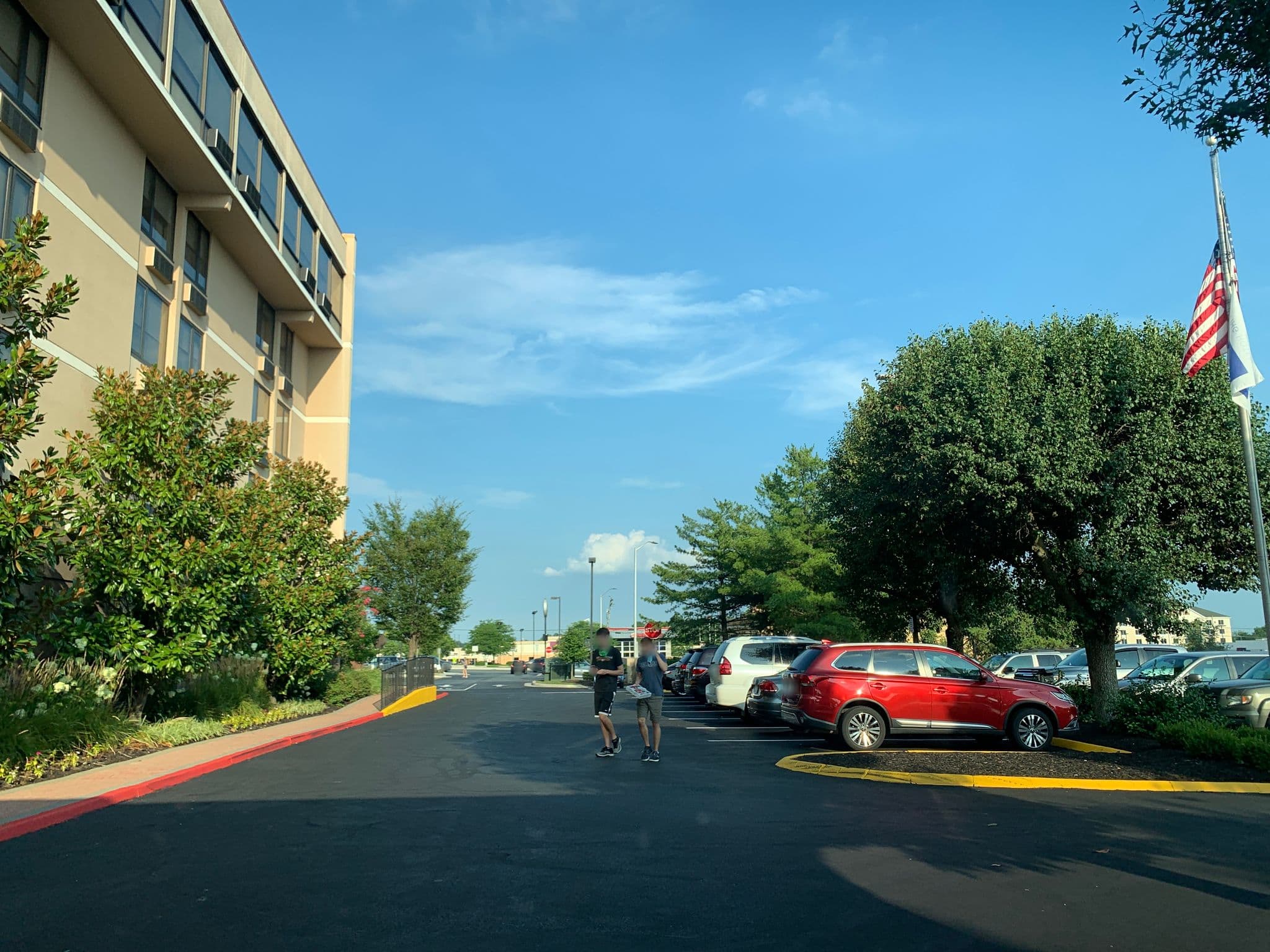 Street view near Holiday Inn Express, Perryman — © mdroads (CC BY-SA · Mapillary)