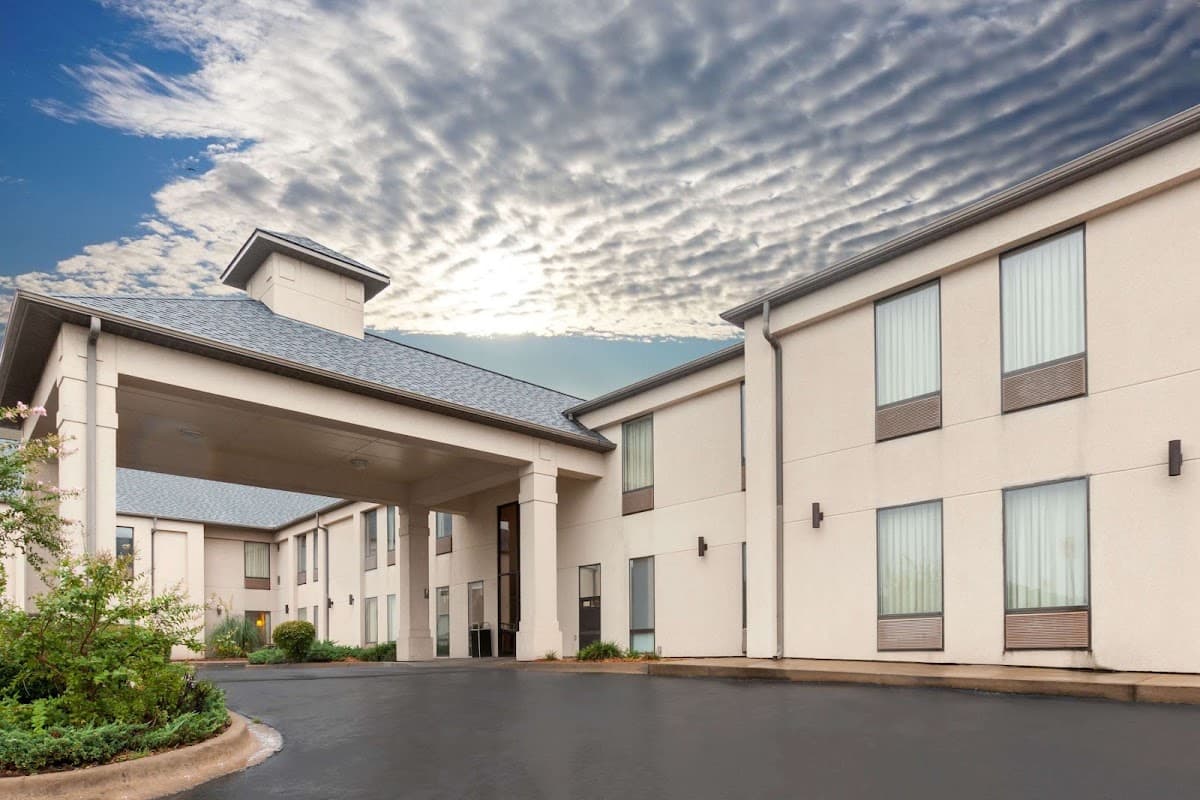 Super 8 by Wyndham Conway, Motel in Conway
