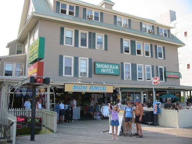 Shoreham Hotel, Hotel in West Ocean City
