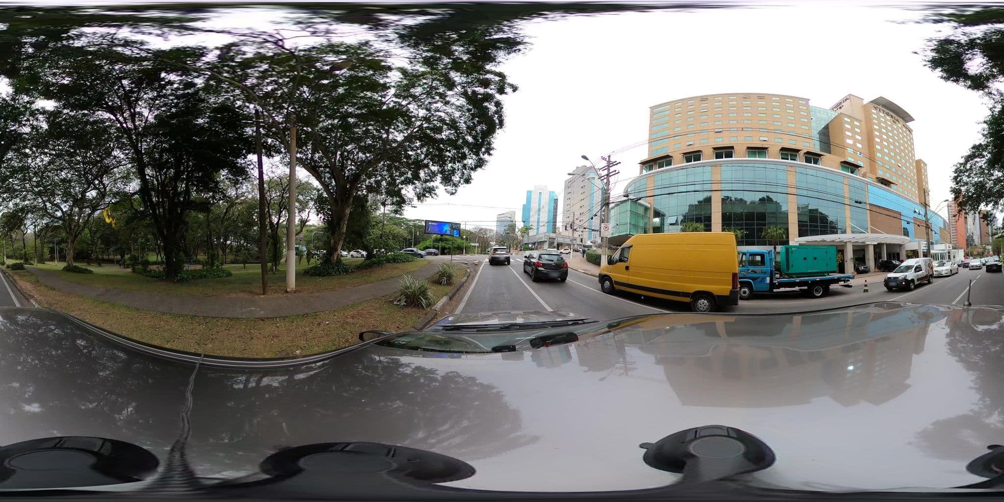 Street view near Vitoria Hotel Campinas, Campinas — © jmfaria (CC BY-SA · Mapillary)
