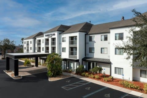 Courtyard by Marriott Lakeland, Hotel in Medulla