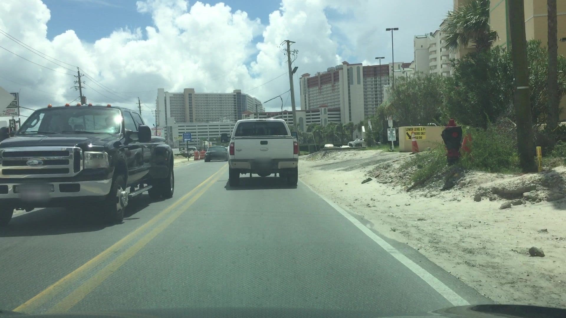 Street view near Ocean Ritz Condominiums, Panama City Beach