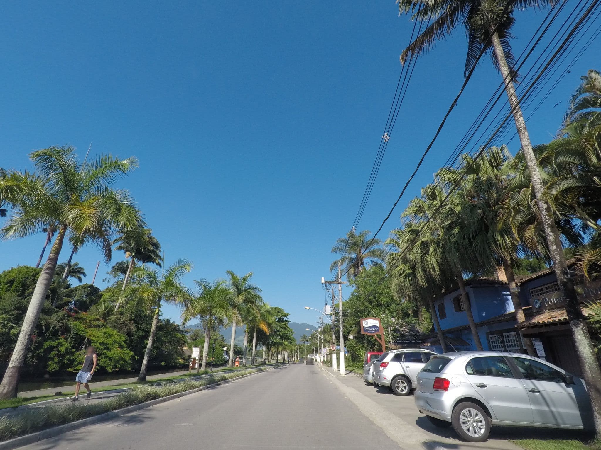 Street view near Pousada Canoeiro, Paraty