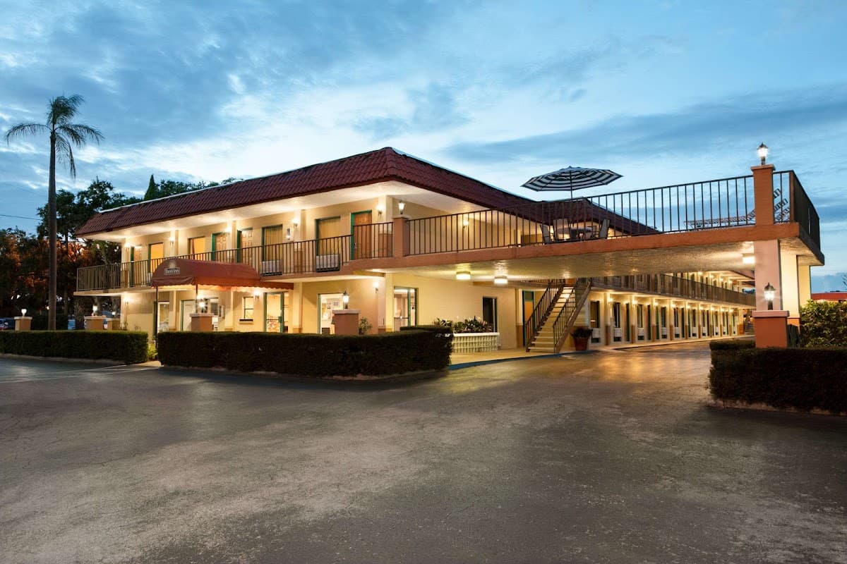 Days Inn by Wyndham Clearwater/Gulf to Bay, Hotel in Safety Harbor