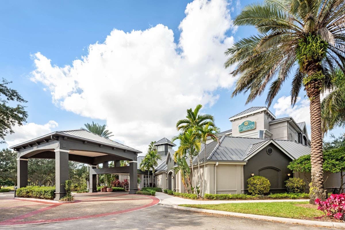 La Quinta Inn & Suites Ft. Lauderdale Plantation, Hotel in Pine Island Ridge
