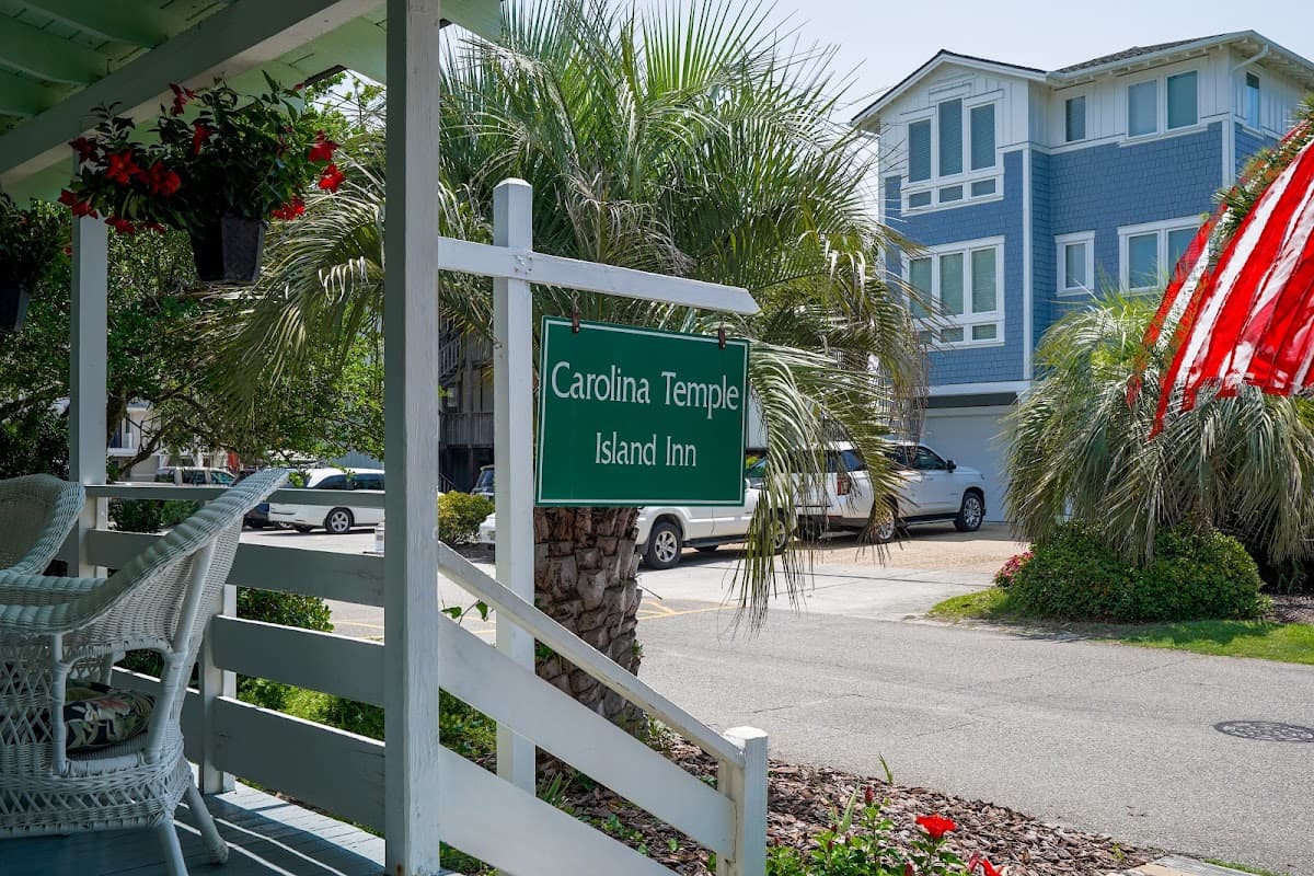 Carolina Temple Apartments, Guesthouse in Wrightsville Beach
