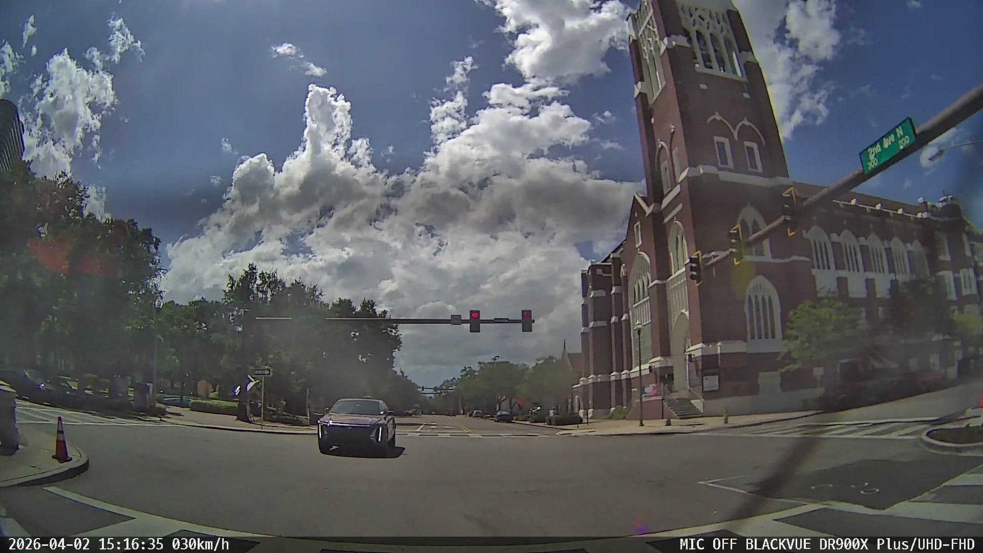 Street view near The Cordova Inn, St. Petersburg — © allen (CC BY-SA · Mapillary)